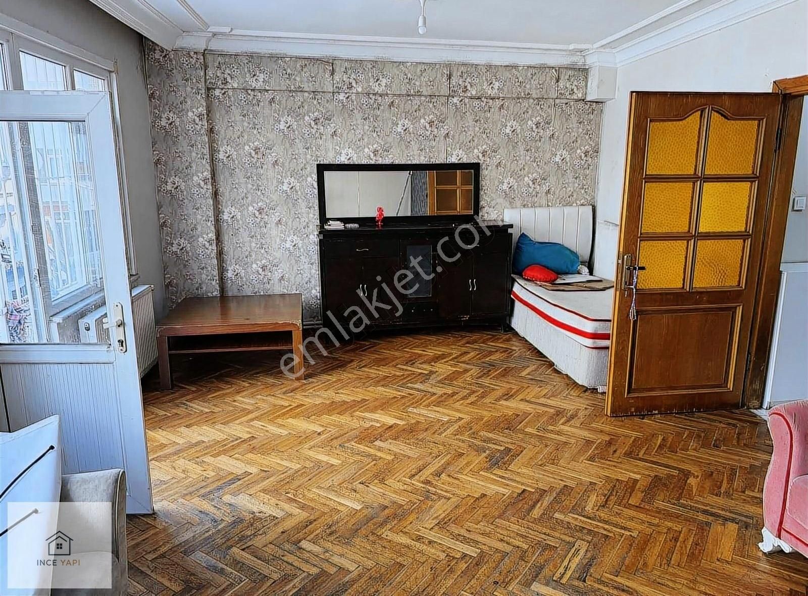 Fatih Akşemsettin Kiralık Daire İnce Yapı'dan Akşemsettin Mah. Kiralık 1.kat Daire 20.000tl