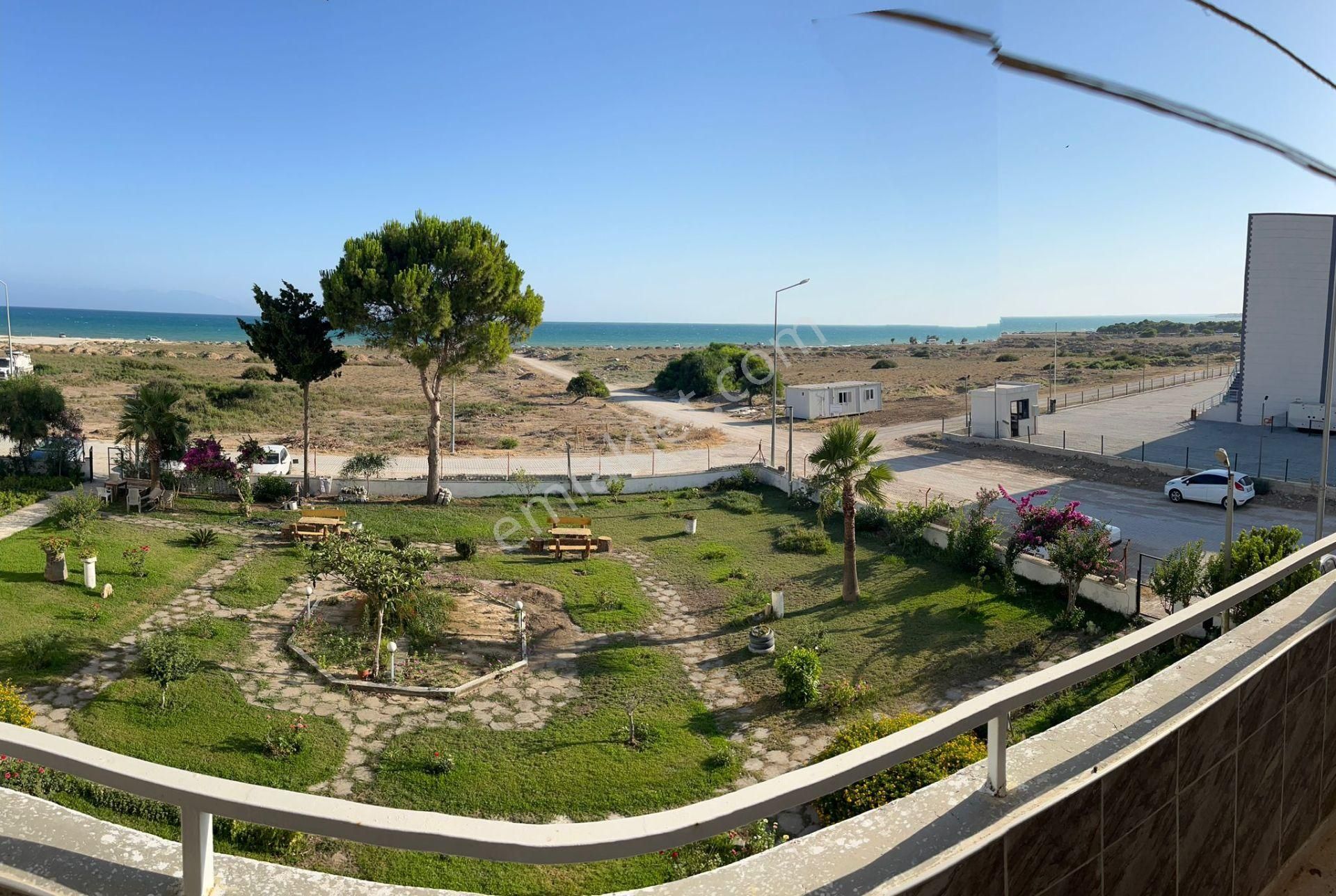 Yumurtalık Kemalpaşa Satılık Daire 2+1 Geniş Yumurtalık Ayas Eşyalı Site Önü Açık Panoramik Deniz Manzaralı​ Denize Sıfır