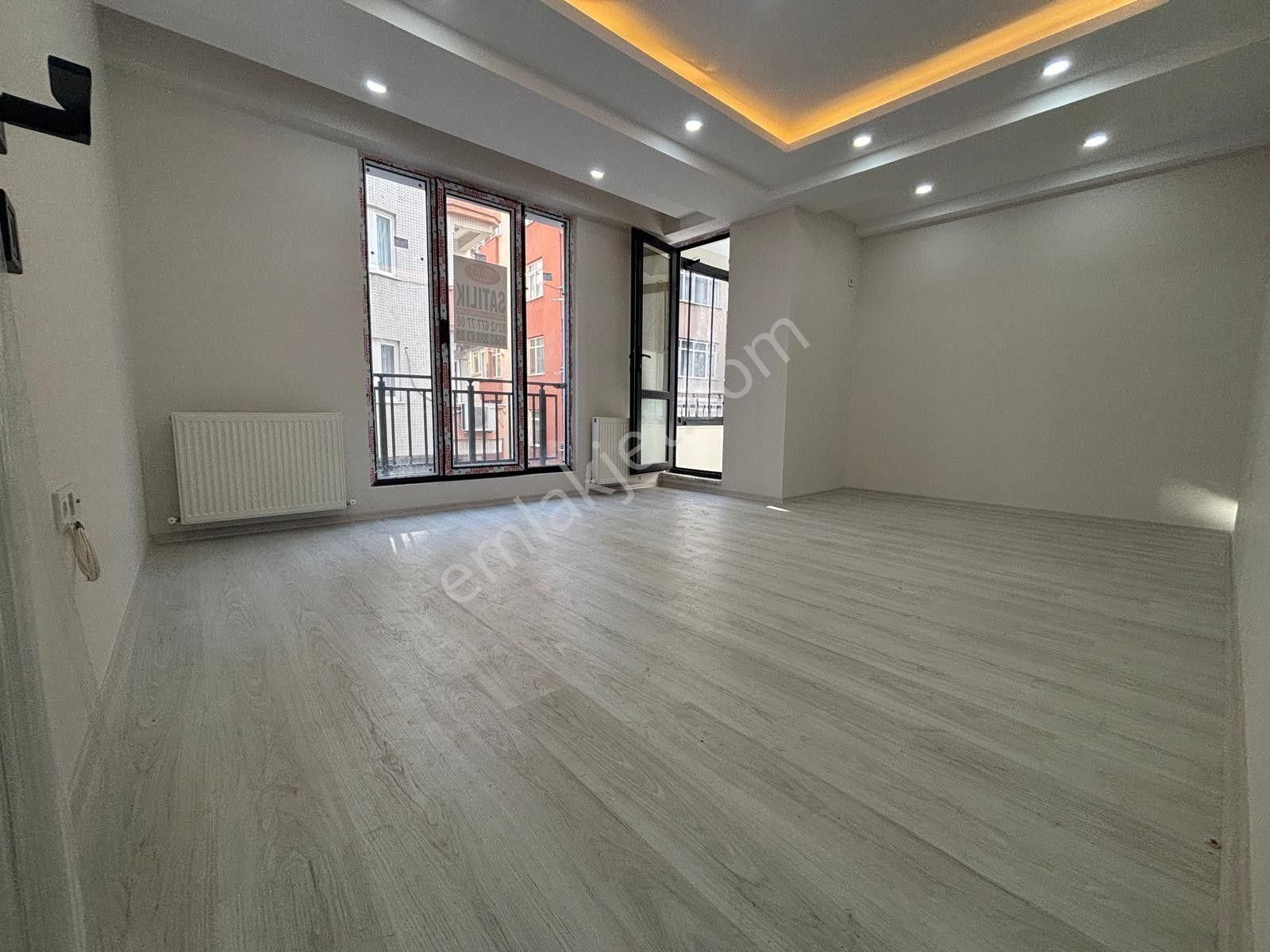 Bahçelievler Cumhuriyet Satılık Daire İstanbul Bahçelievler Cumhuriyet Mah De Satılık 180m² 4+1- Dubleks.kat Daire