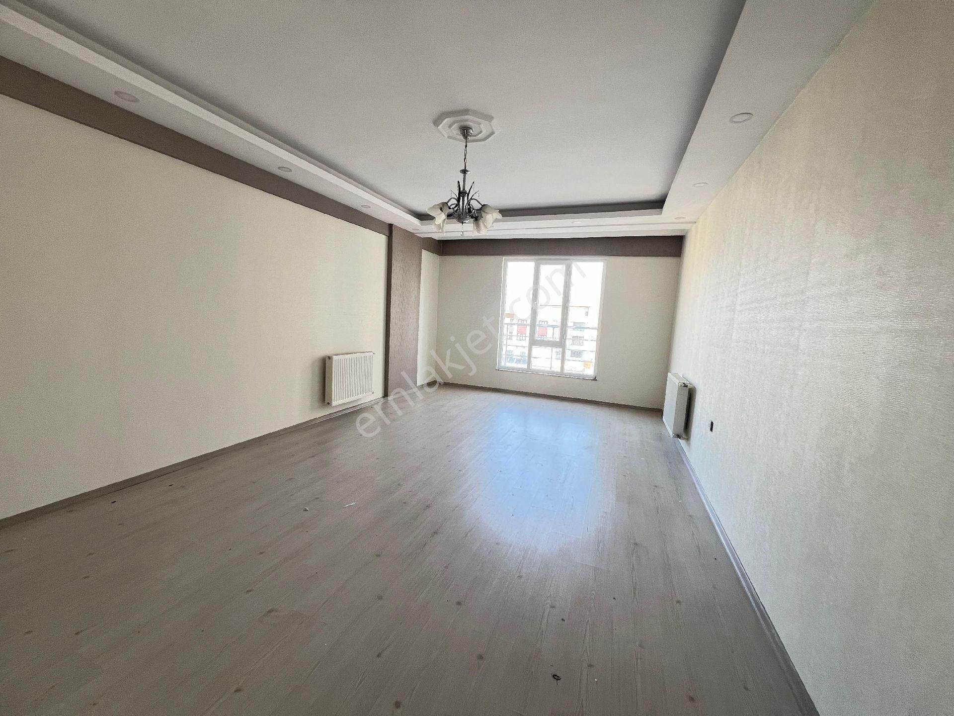 Karaköprü Narlıkuyu Satılık Daire Realty World Mns2 Mehmetden Karaköprü Narlıkuyuda 4odalı Arakat Satılık Daire