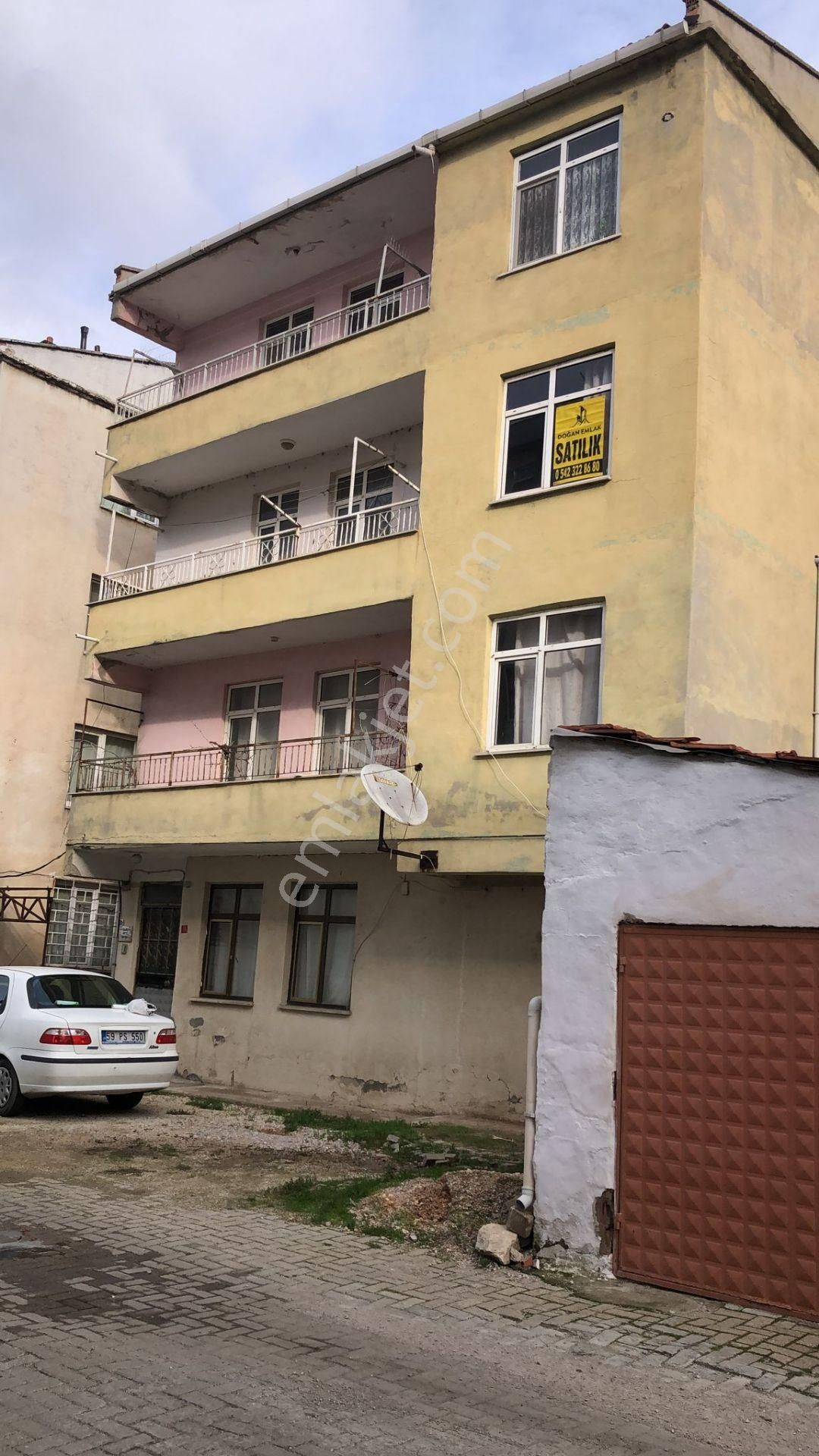 Uzunköprü Mareşal Fevzi Çakmak Satılık Daire Çarşı Merkezine Yakın 3+1 Satılık Daire