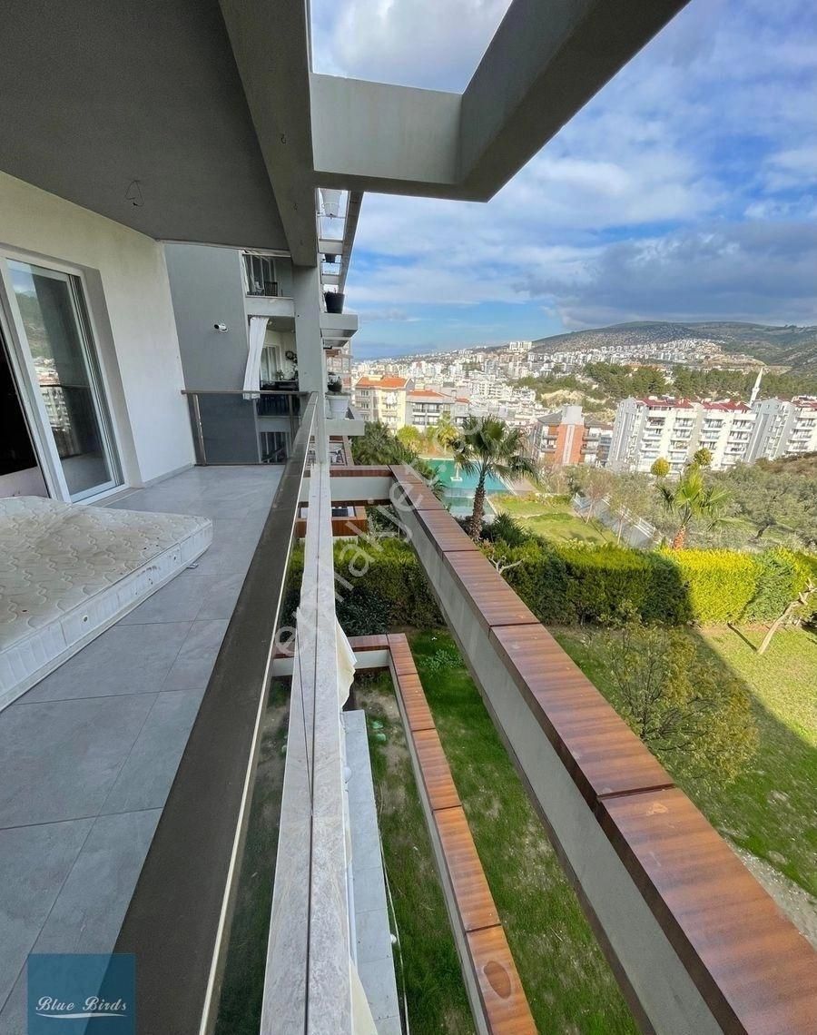 Kuşadası İkiçeşmelik Satılık Daire Kuşadası Site İçierisinde 3+1 Daire