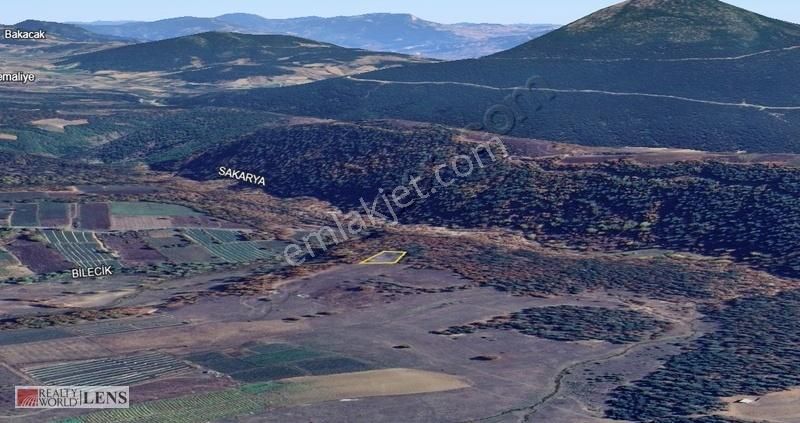 Osmaneli Ağlan Köyü Satılık Tarla Osmaneli Ağlanda Fırsat Arsa