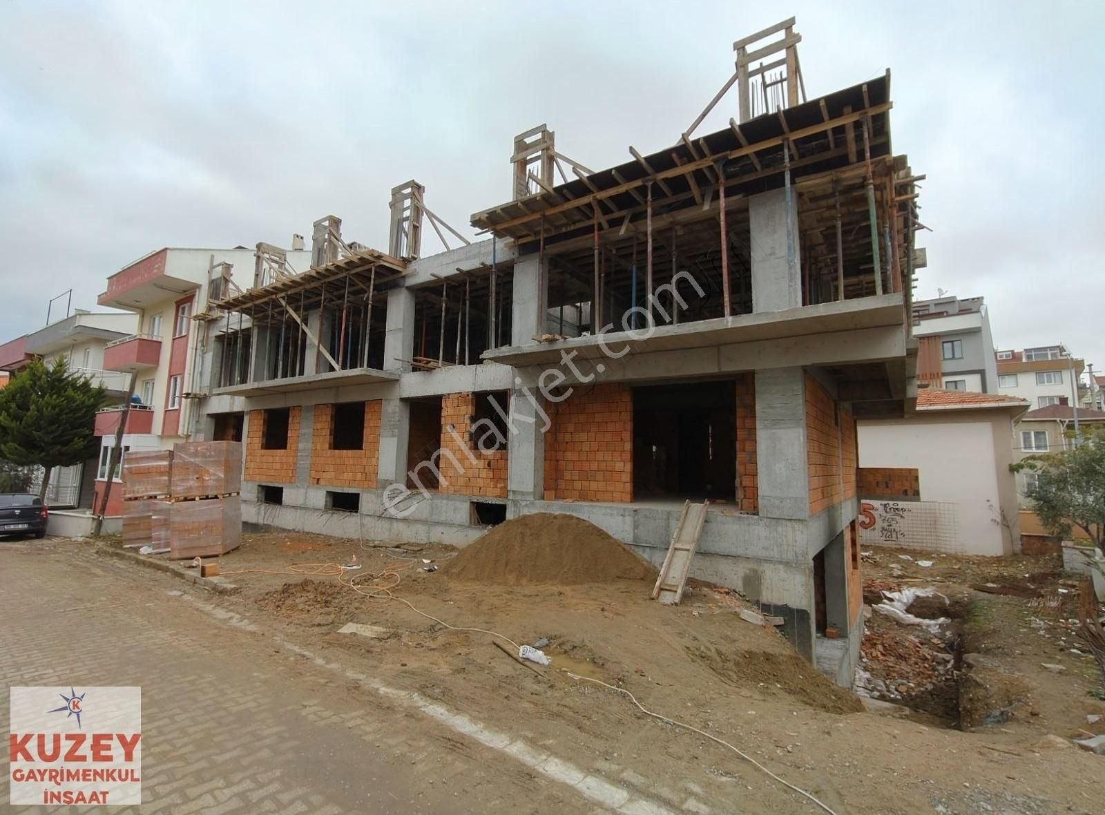 Çanakkale Merkez Kepez Bld. (Boğazkent) Satılık Daire Kepez Boğazkent Mahallesinde 2+1 Kapalı Mutfak Daire