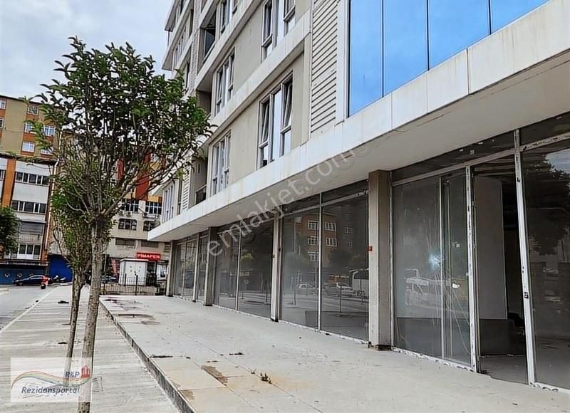 Kağıthane Yahya Kemal Kiralık Dükkan & Mağaza Cendere Cad Opet Yanı Vera Rezidansta Kiralık 120 M2 Dükan