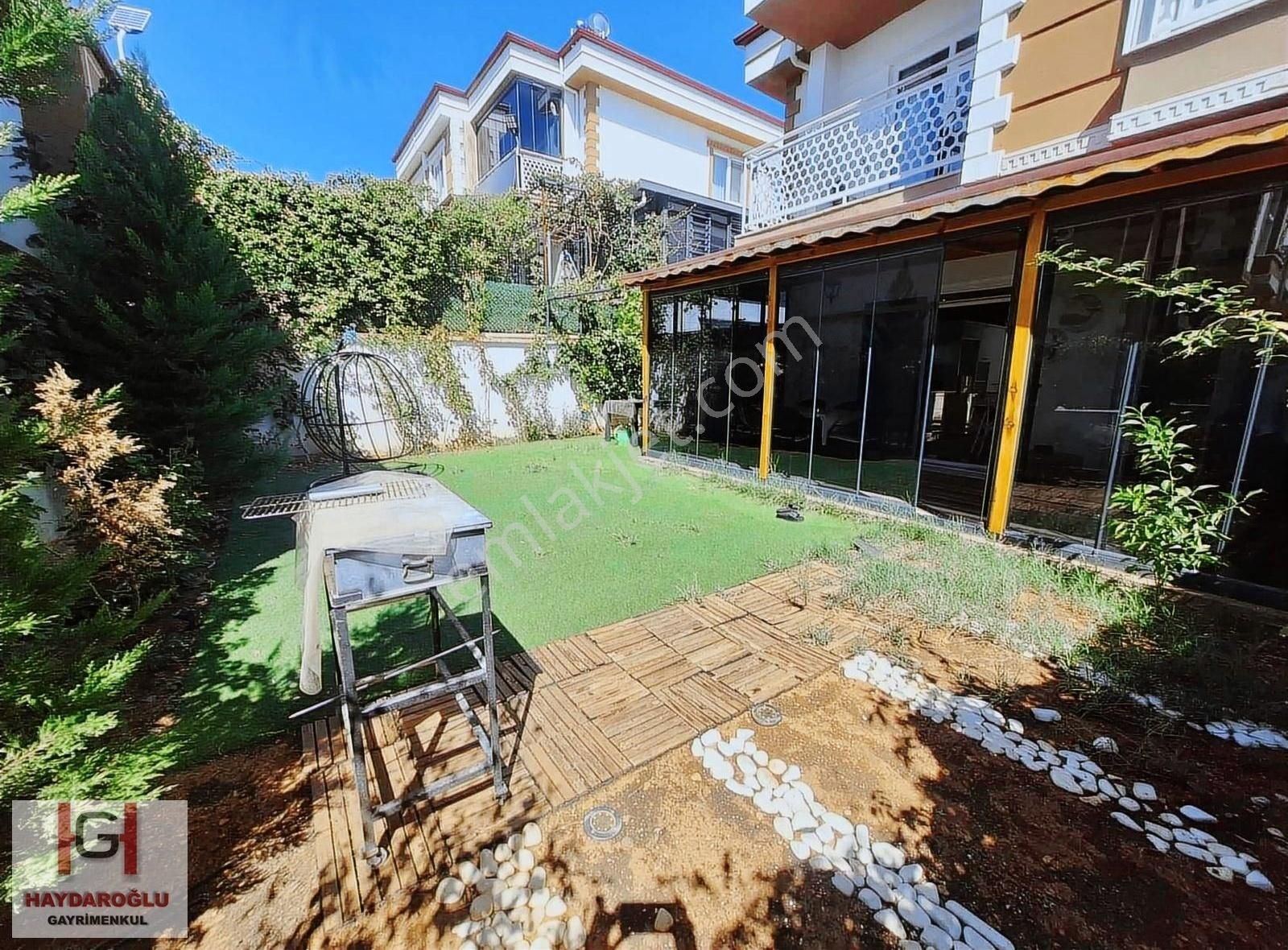 Oğuzeli Şahinbey Satılık Villa Körkün Bozdağ Bölgesinde Site İçi Satılık Eşyalı 3+1 Villa