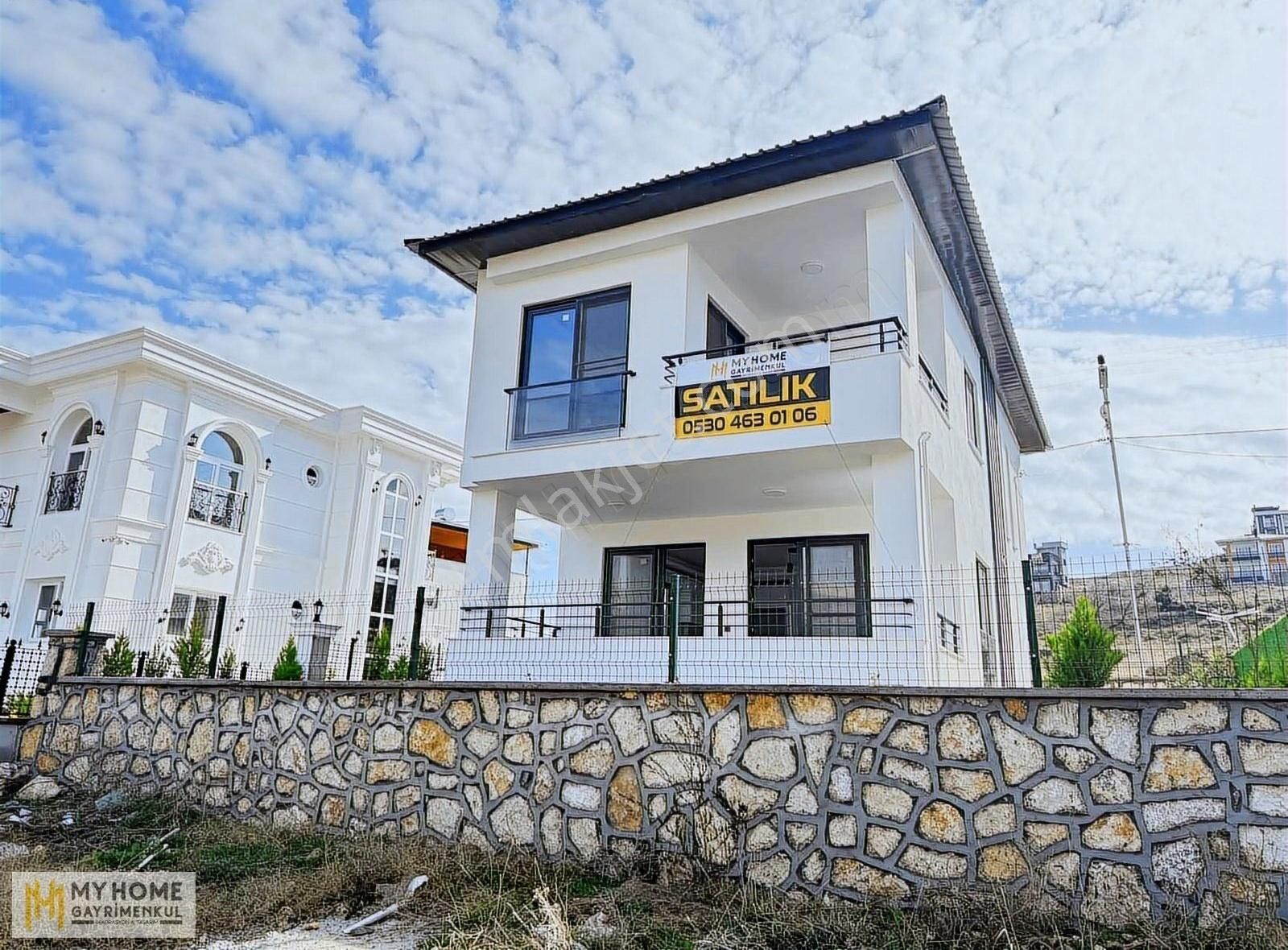 Toroslar Soğucak Satılık Villa Myhome'dan Soğucak Çatalçeşme'de Muhteşem Manzaralı 3+1 Villa