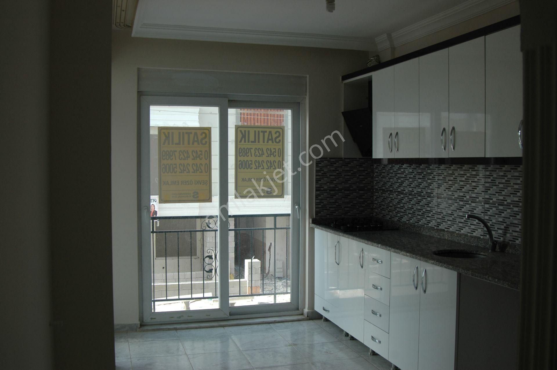 Antalya Kepez Kanal Mahallesi 90m2 Asansörlü Satılık 4.300.000tl