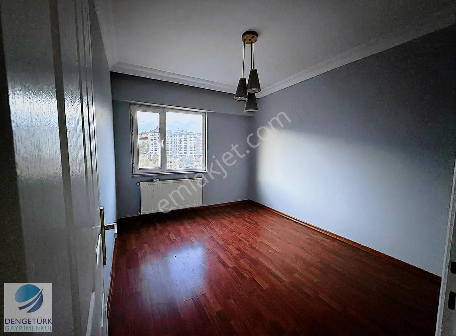 Üsküdar Bahçelievler Kiralık Daire Çengelköy Bahçelievler De Sıtede Uygun Kira Dublex Daire.