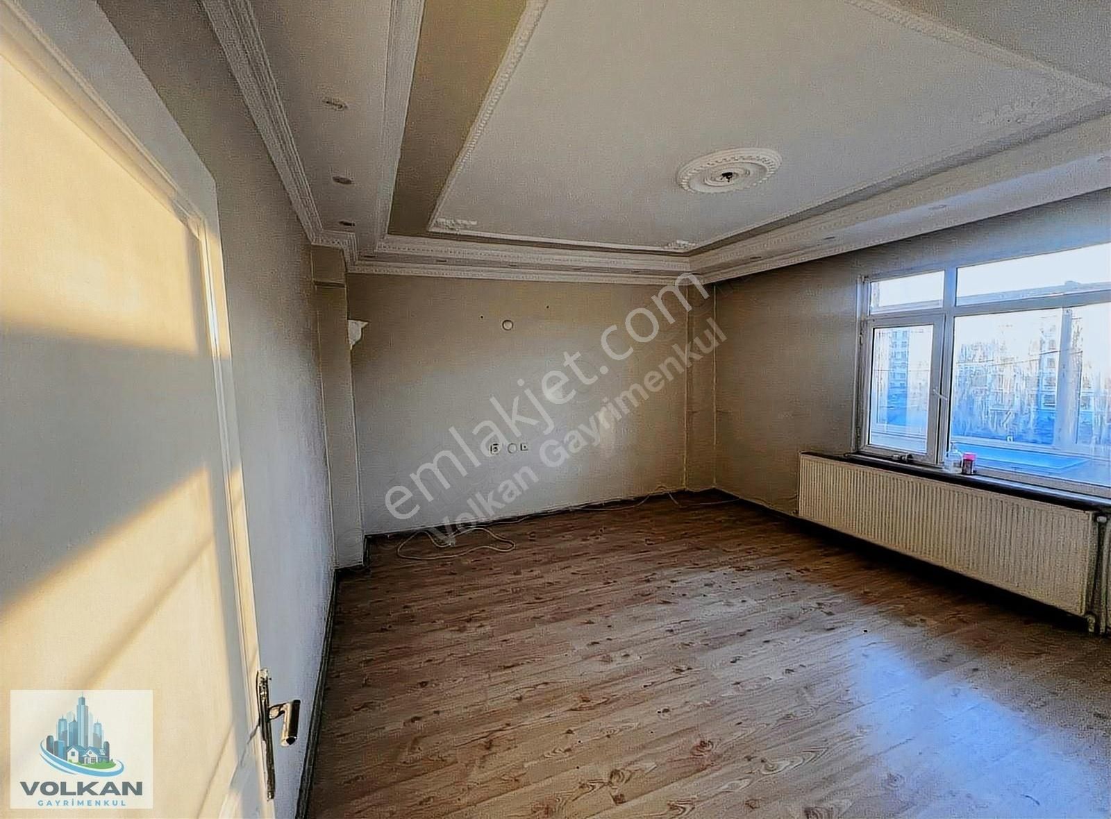 Sultangazi Sultançiftliği Kiralık Daire Volkang.menkul'den Sultançiftliği Mah 2+1 110m2 2.kat Kiralık