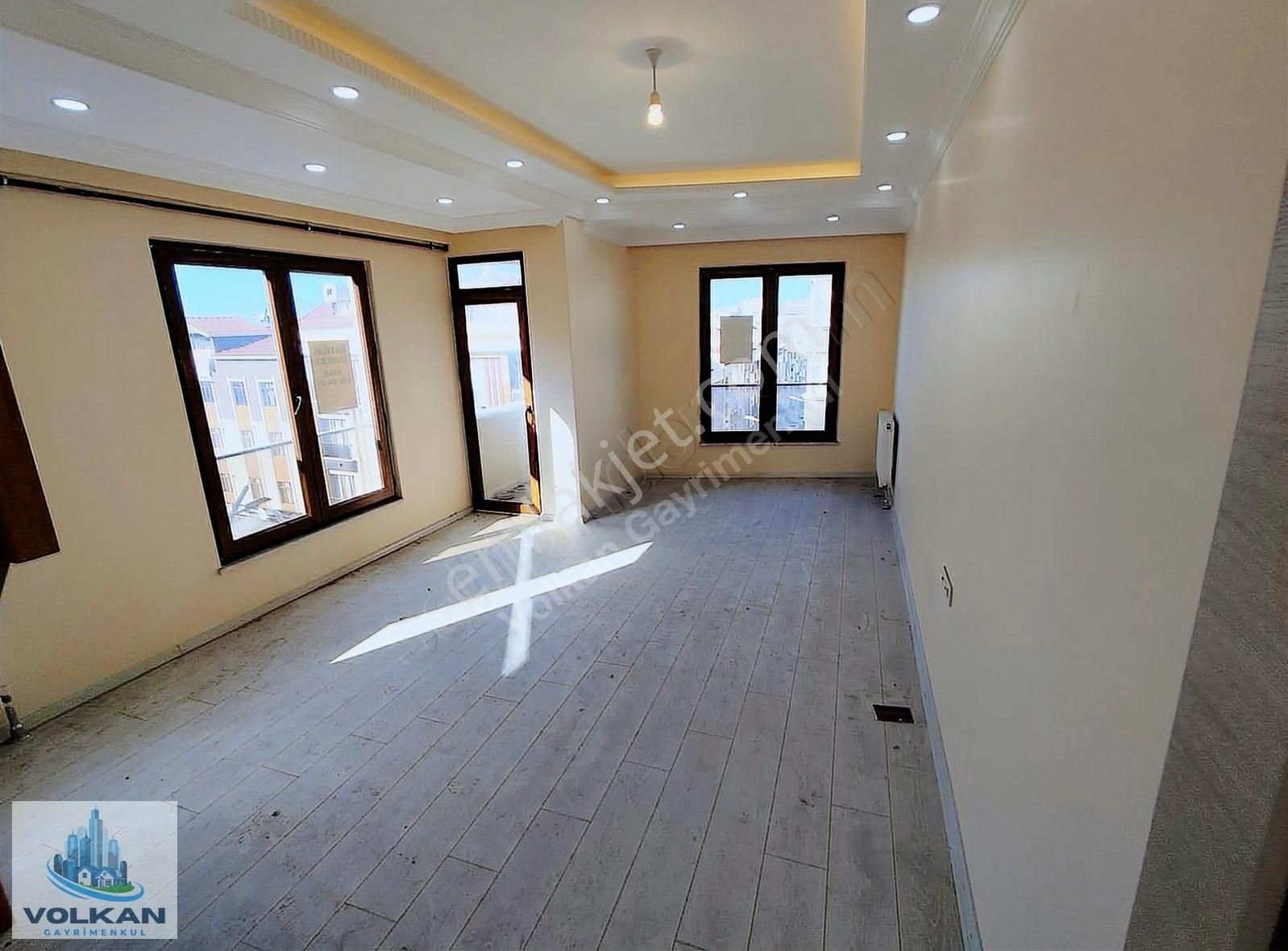 Sultangazi Esentepe Satılık Daire Volkan G.menkul'den Esentepe Mah 2+2 150m2 Sıfır Dublex Daire