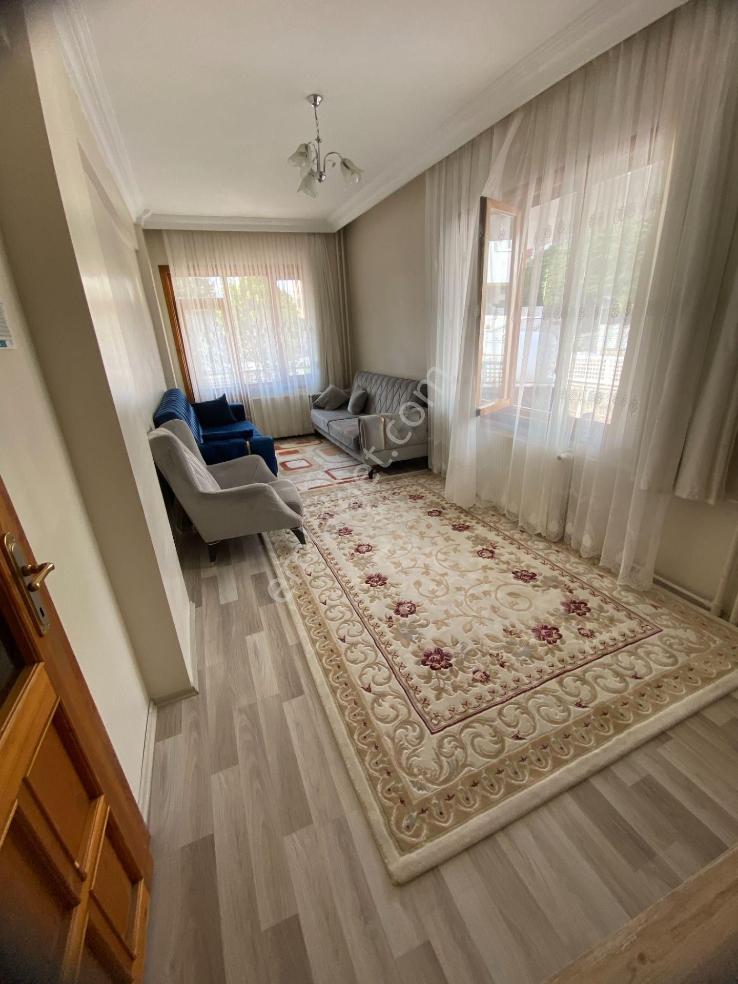 Selçuklu Hüsamettin Çelebi Satılık Daire Hüsamettin.çelebi Mah.(aydınlık Evler)3+1 Y.giriş Bakımlı Daire-