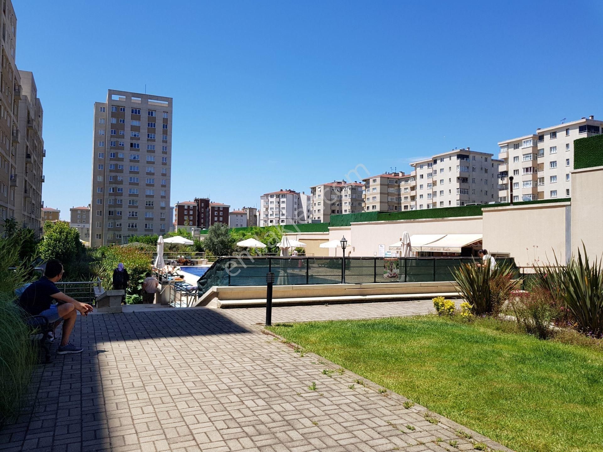 Kartal Uğur Mumcu Satılık Daire Kartal Uğur Mumcu Teknik Yapı Upcity Flats Satılık 2+1 Daire