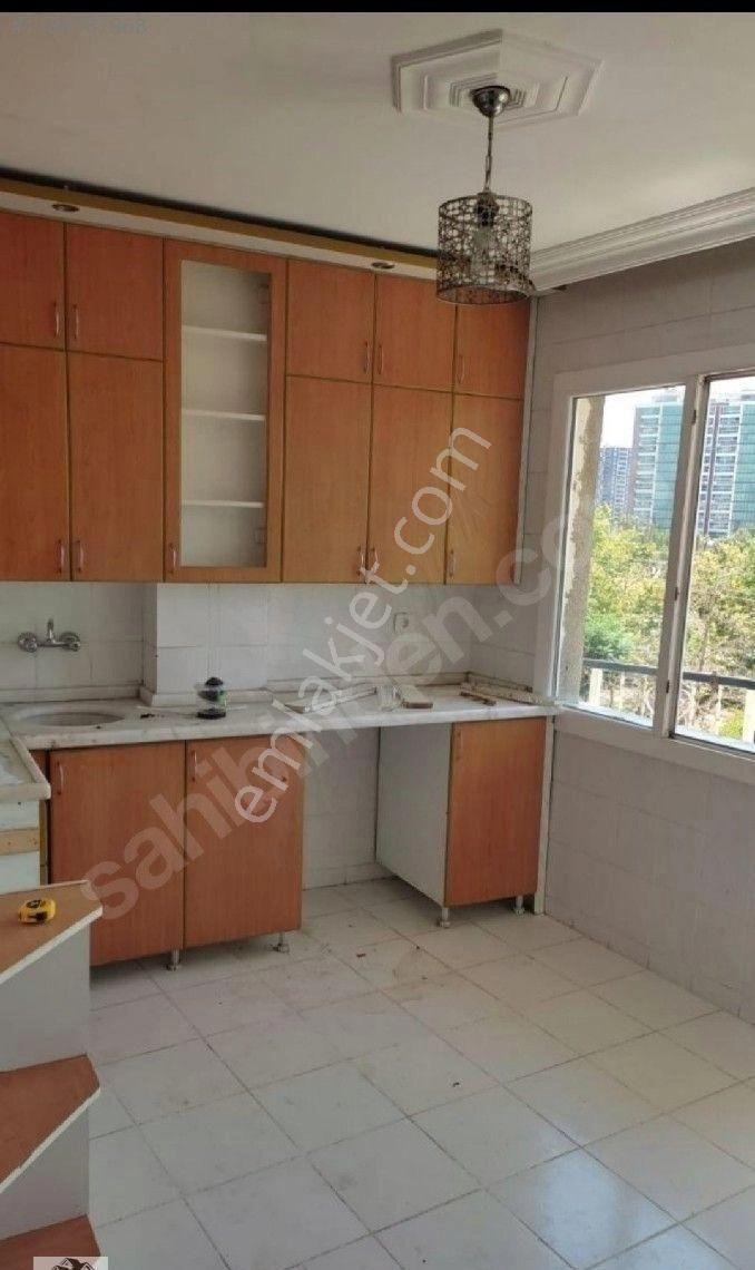 Turgutlu Subaşı Kiralık Daire Turgutlu Kiralık Subaşı Mah 3+1 Oda 130m² Doğalgazlı 4.kat Balkonlu Daire