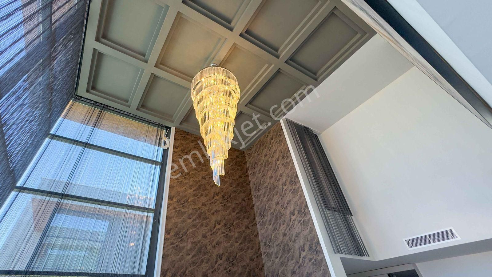 Kuşadası Kadınlar Denizin'de Ultra Lüks 4+1 Satılık Villa - Görsel 5