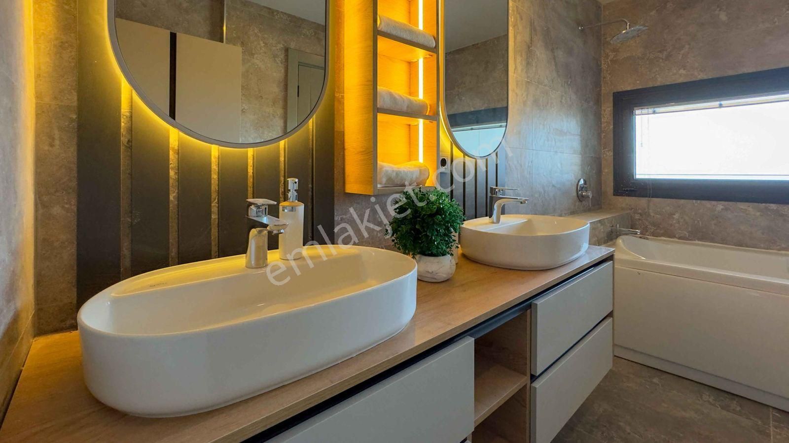 Kuşadası Kadınlar Denizin'de Ultra Lüks 4+1 Satılık Villa - Görsel 31