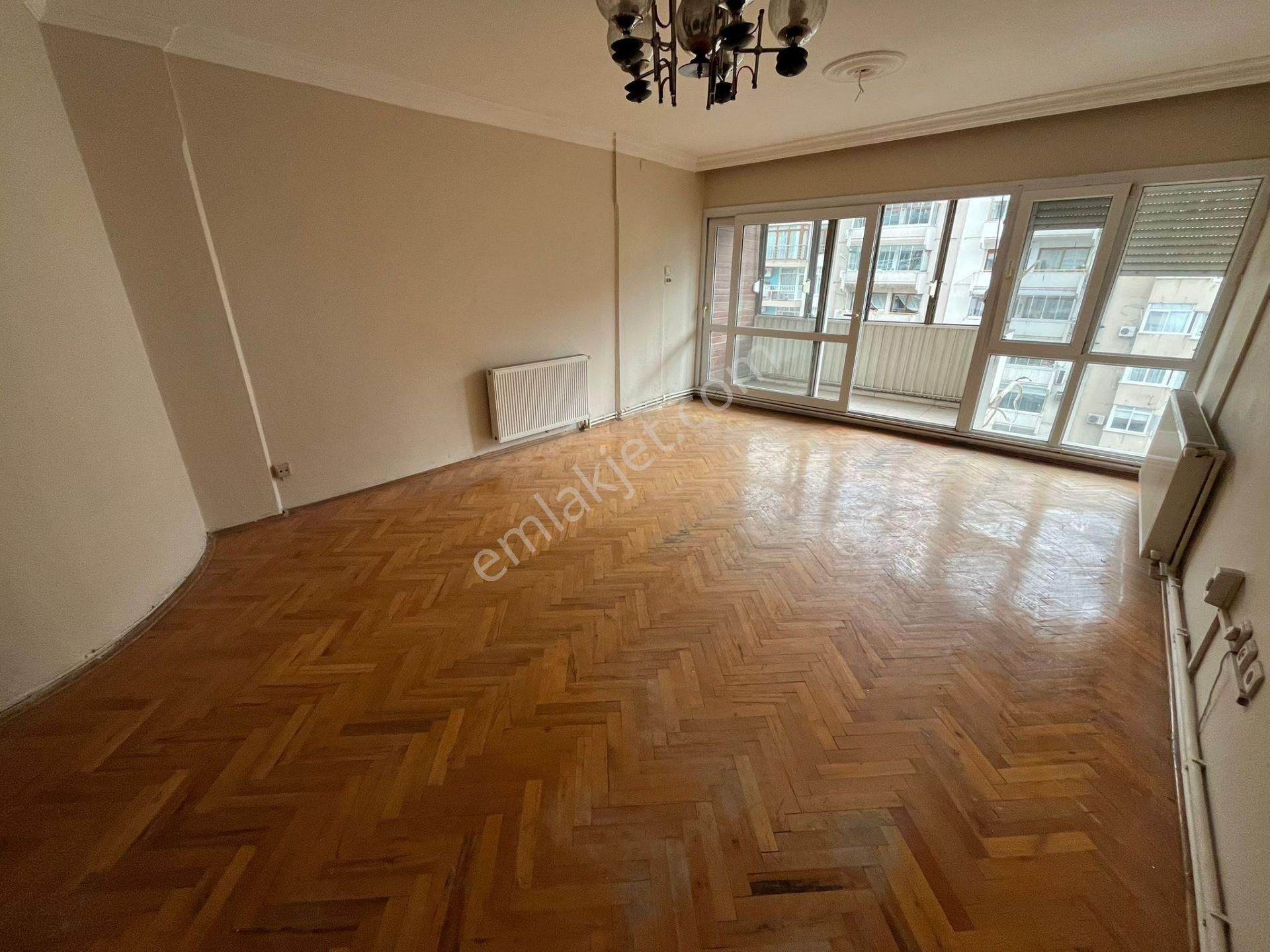 Caddede F.altay Meydana 100 Metre Arakat 2+1 Daire - Görsel 7