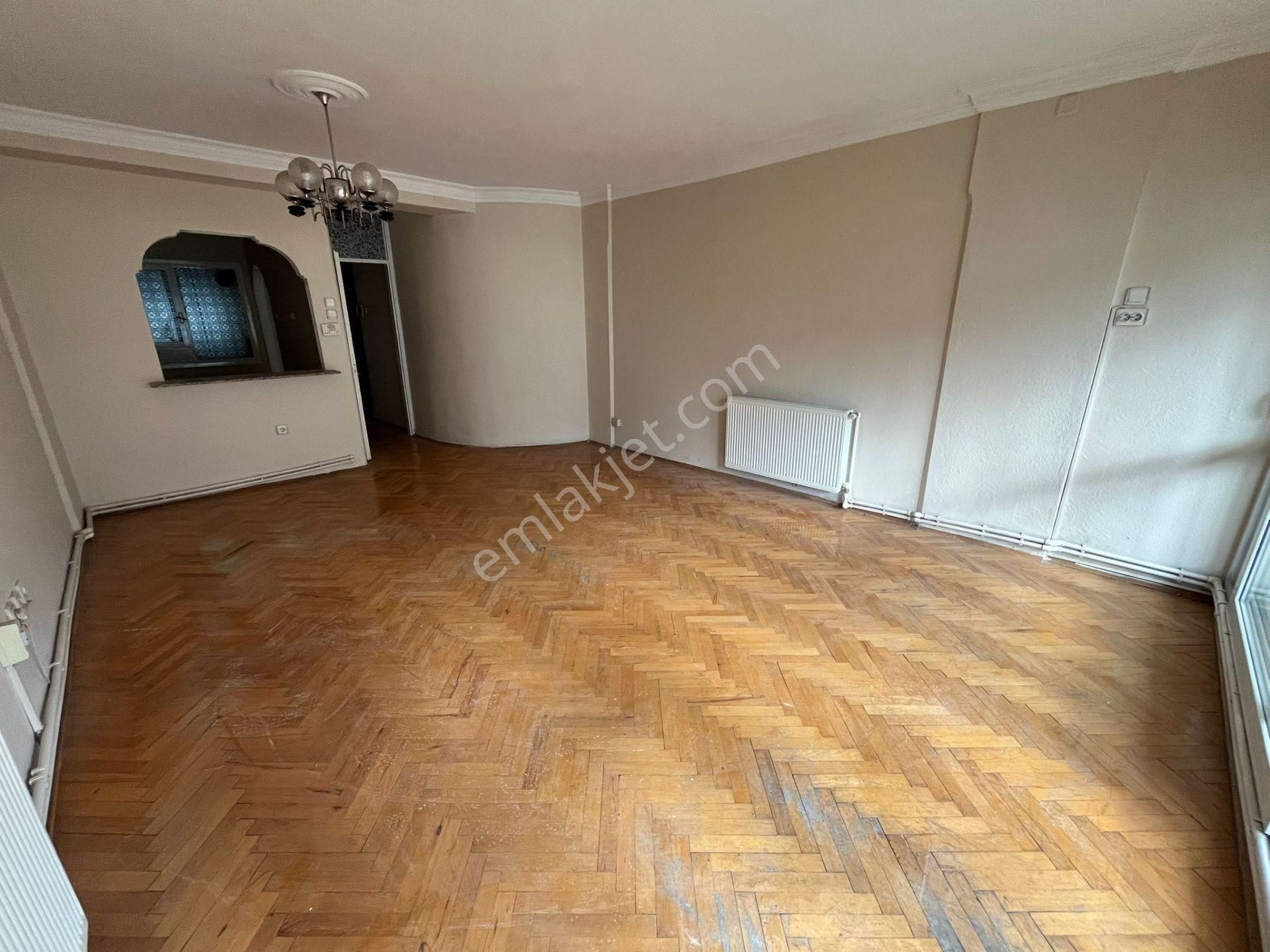 Caddede F.altay Meydana 100 Metre Arakat 2+1 Daire - Görsel 10