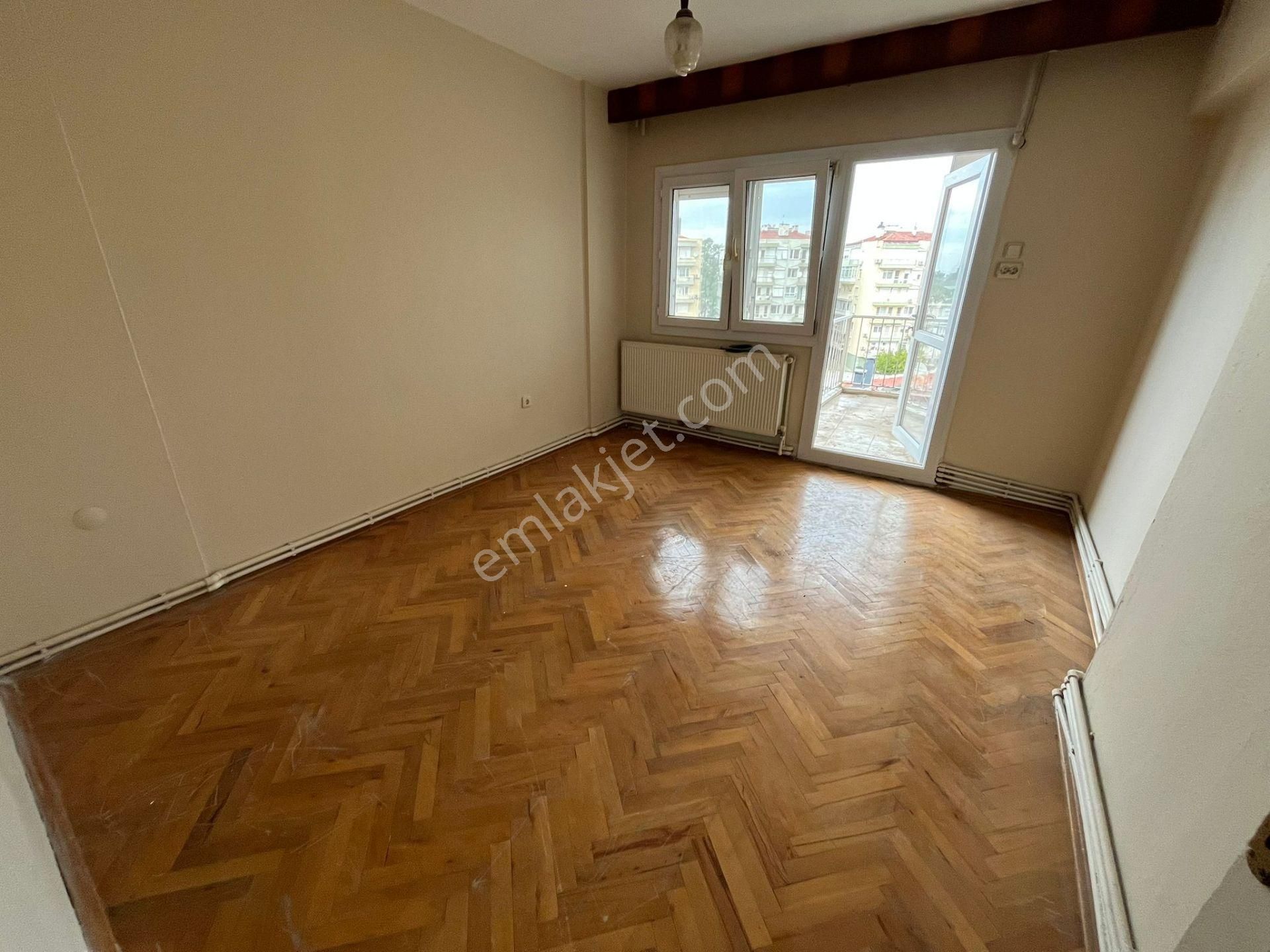 Caddede F.altay Meydana 100 Metre Arakat 2+1 Daire - Görsel 18