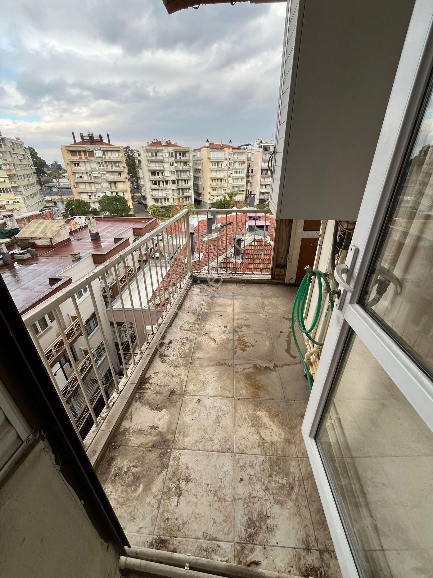 Caddede F.altay Meydana 100 Metre Arakat 2+1 Daire - Görsel 20