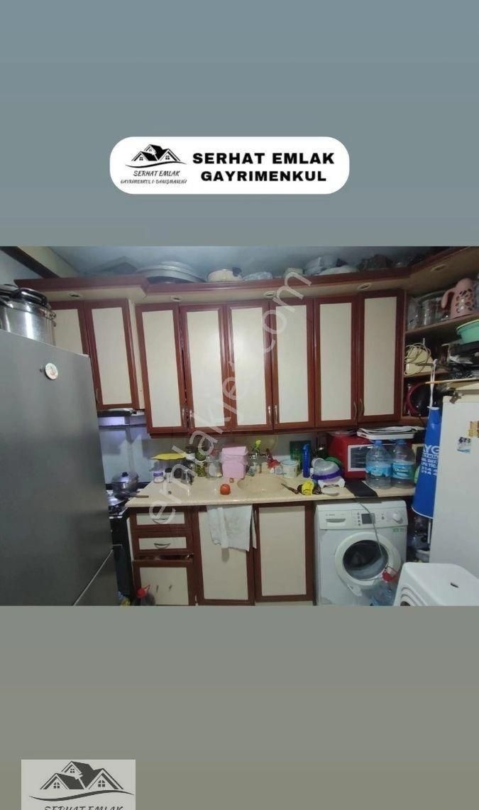 Turgutlu Subaşı Satılık Daire Turgutlu Satılık Subaşı Mah 80m2 2+1 Oda 3 Katlı Dairenin 3. Katı Doğalgaz Kapıda Klasik Daire