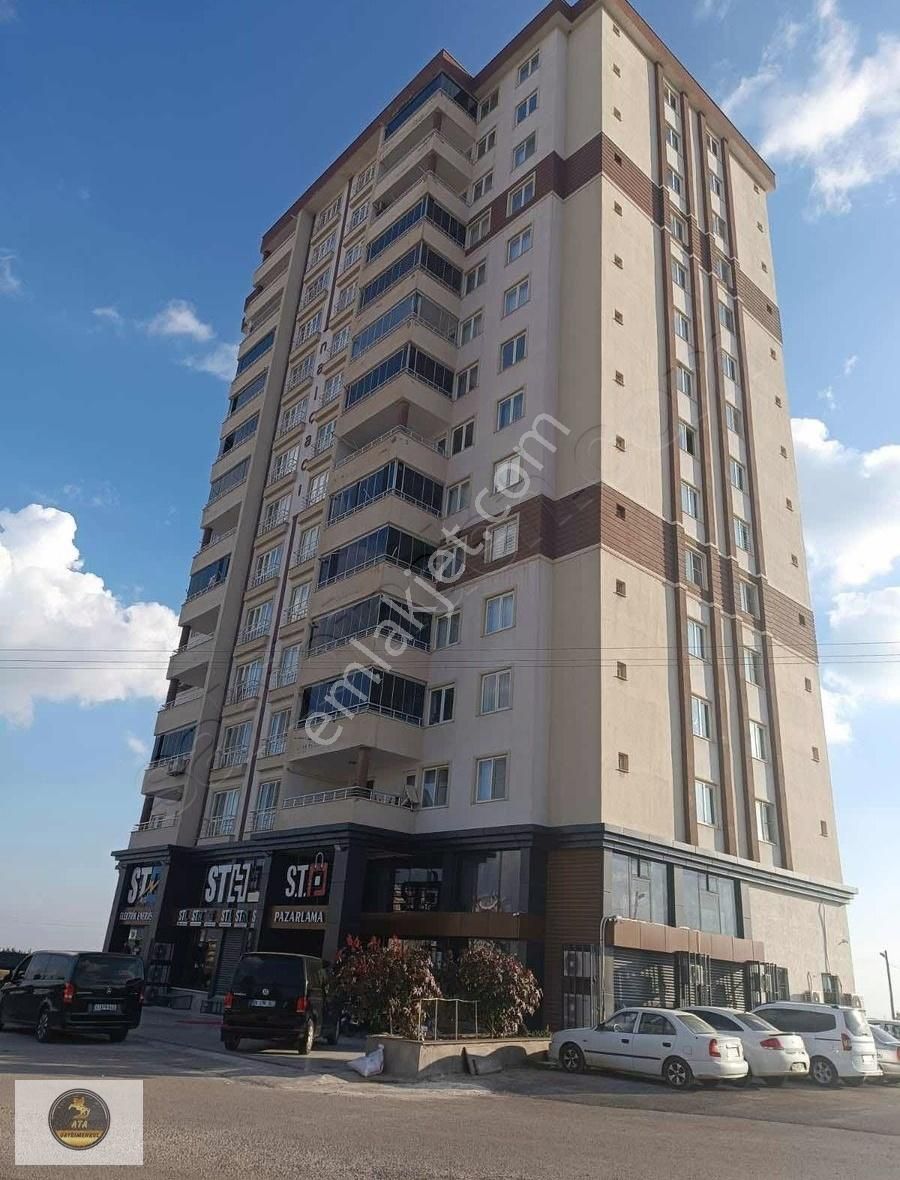 Kilis Merkez Mehmet Abdi Bulut Kiralık Daire Ata Gayrimenkul'den İl Sağlık Müdürlüğü Yanında Kiralık 3+1