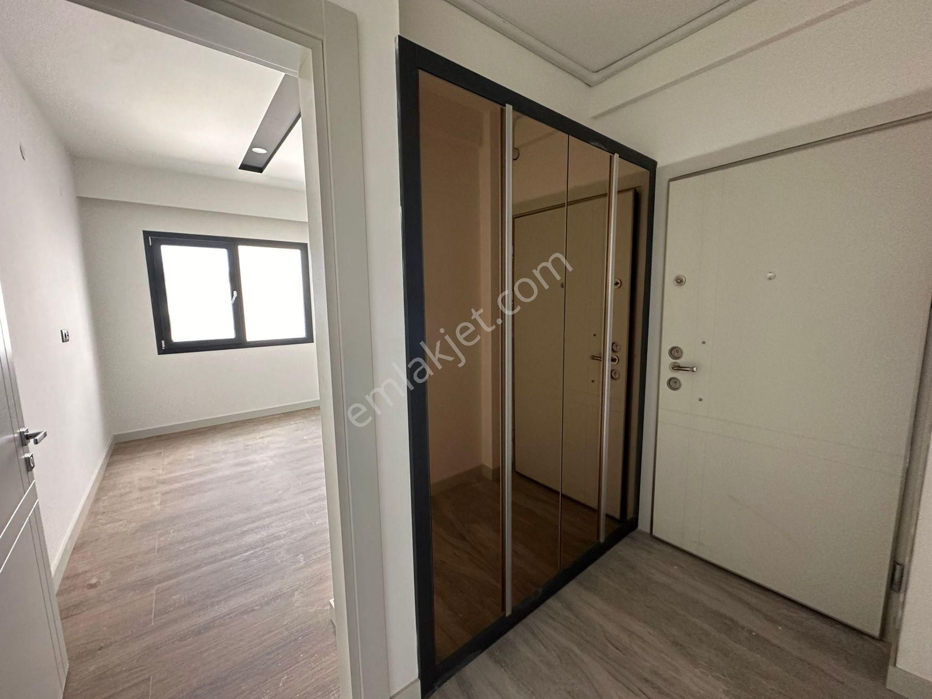 Kuşadası Değirmendere Mahallesin'de Lüks Sıfır Daireler - Görsel 18