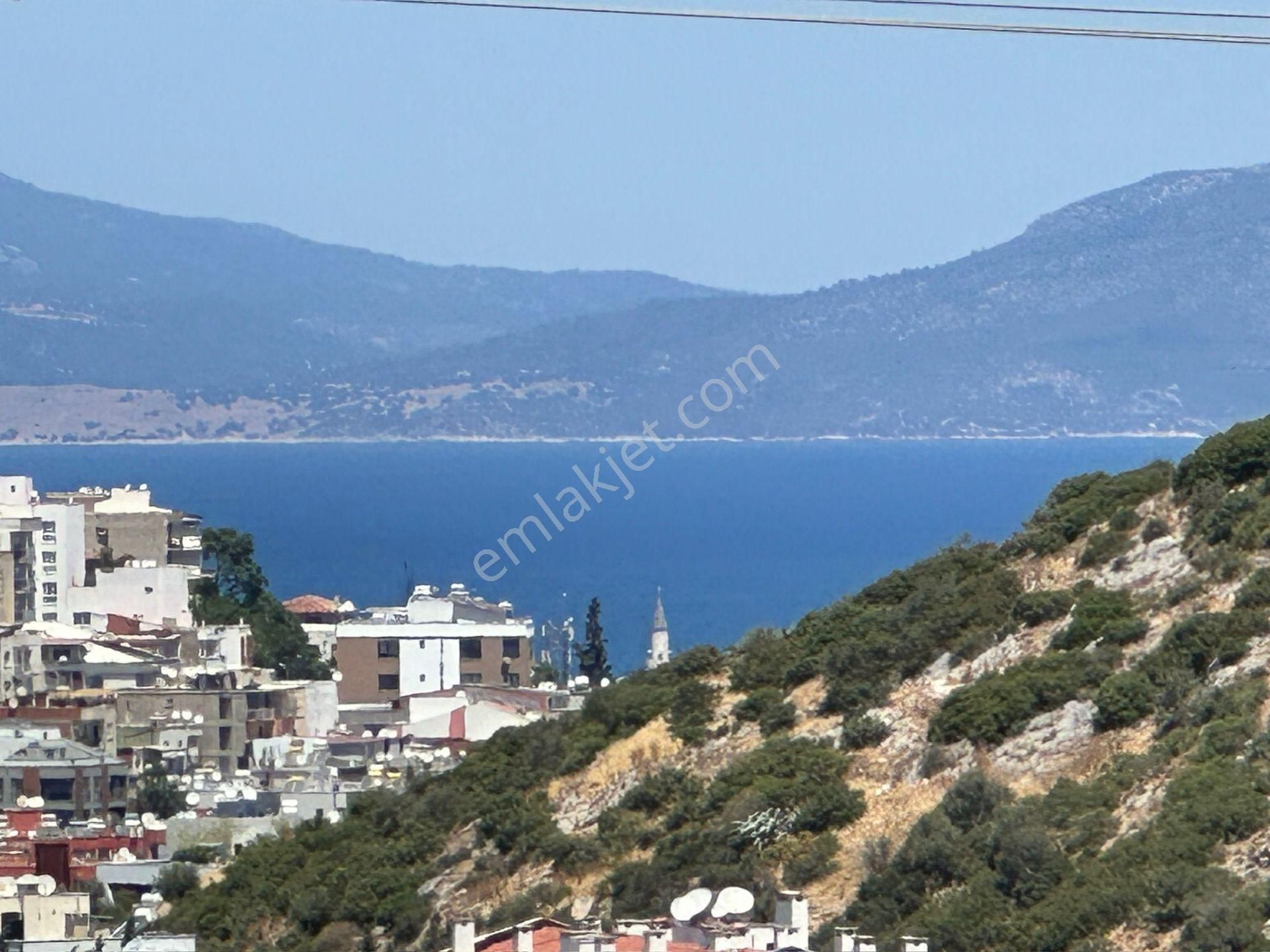 Kuşadası Değirmendere Mahallesin'de Lüks Sıfır Daireler - Görsel 29
