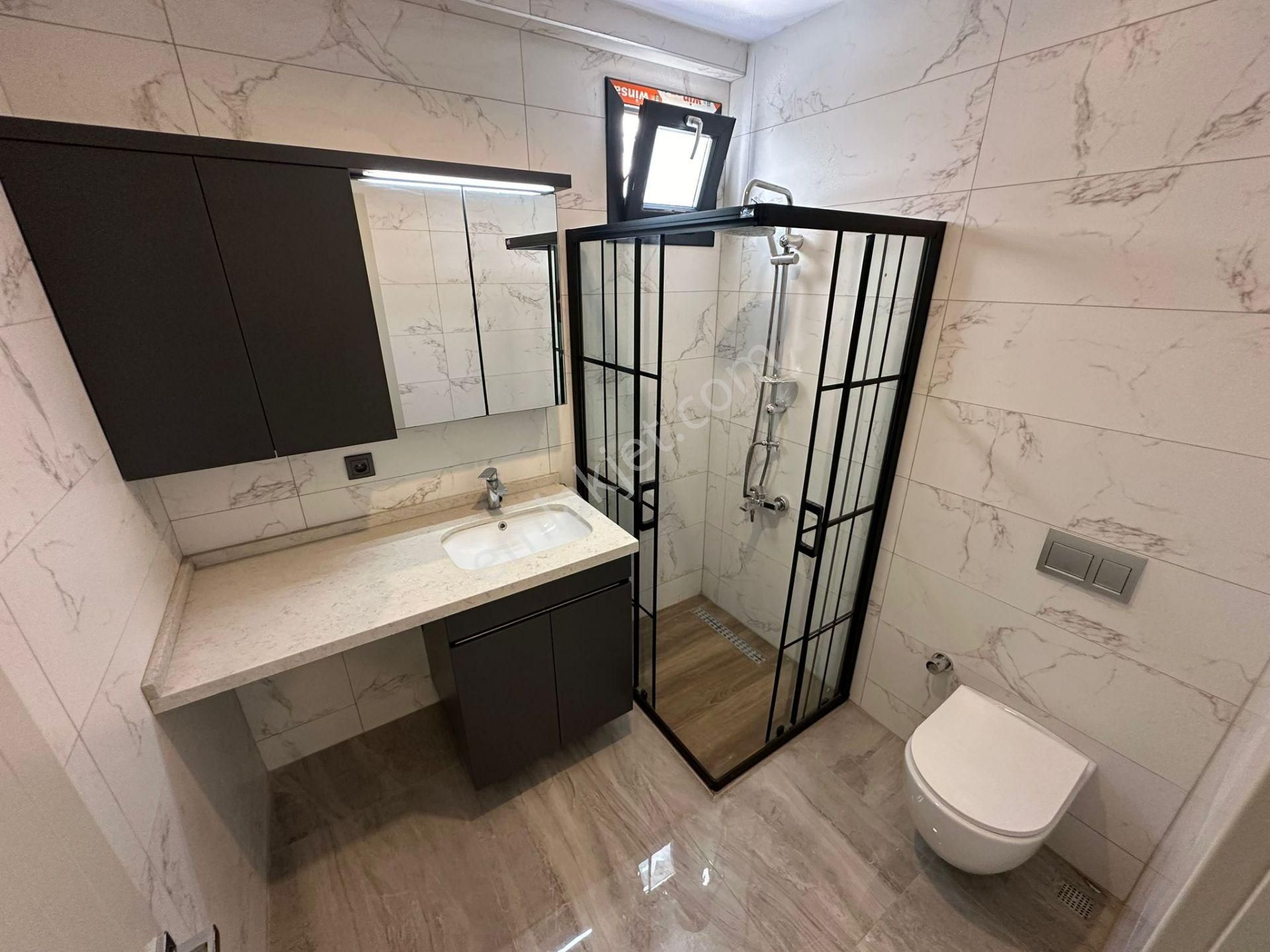 Kuşadası Değirmendere Mahallesin'de Lüks Sıfır Daireler - Görsel 10