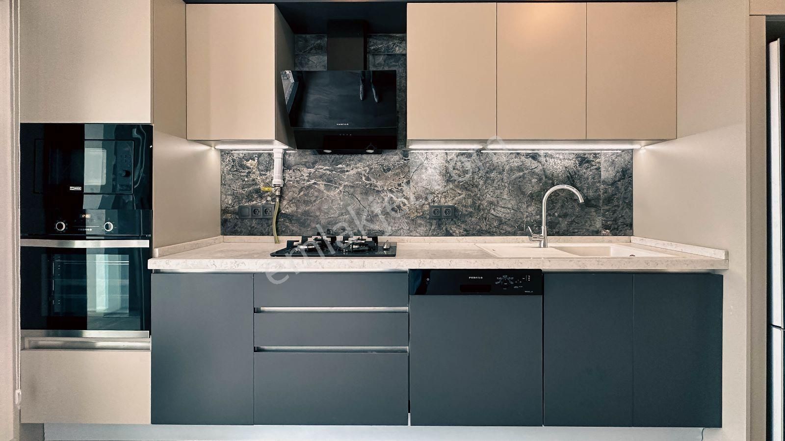 Kuşadası Değirmendere Mahallesin'de Lüks Sıfır Daireler - Görsel 2