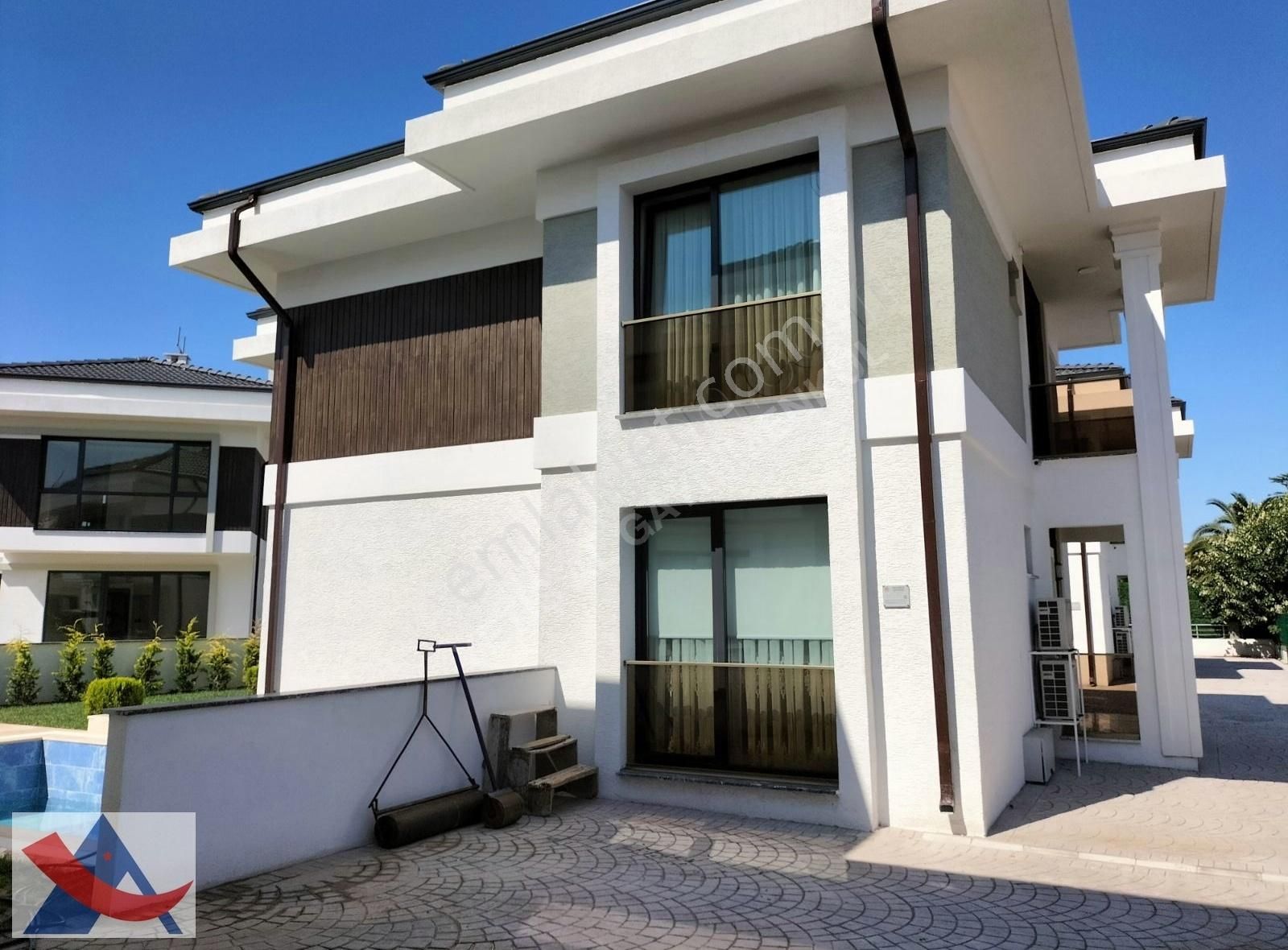 Yetiş Al Dan Kumbabada Havuzlu 225m2 5+1 Satılık Lüx Sıfır Villa - Görsel 6