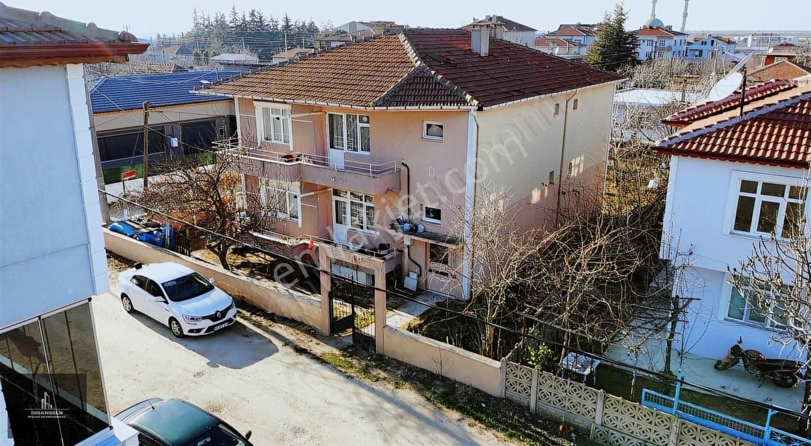 Kırklareli Merkez Kavaklı Bld. (Celaliye) Satılık Tarla Kavaklı Belediyesi 2 Katlı Satılık Müstakil Ev