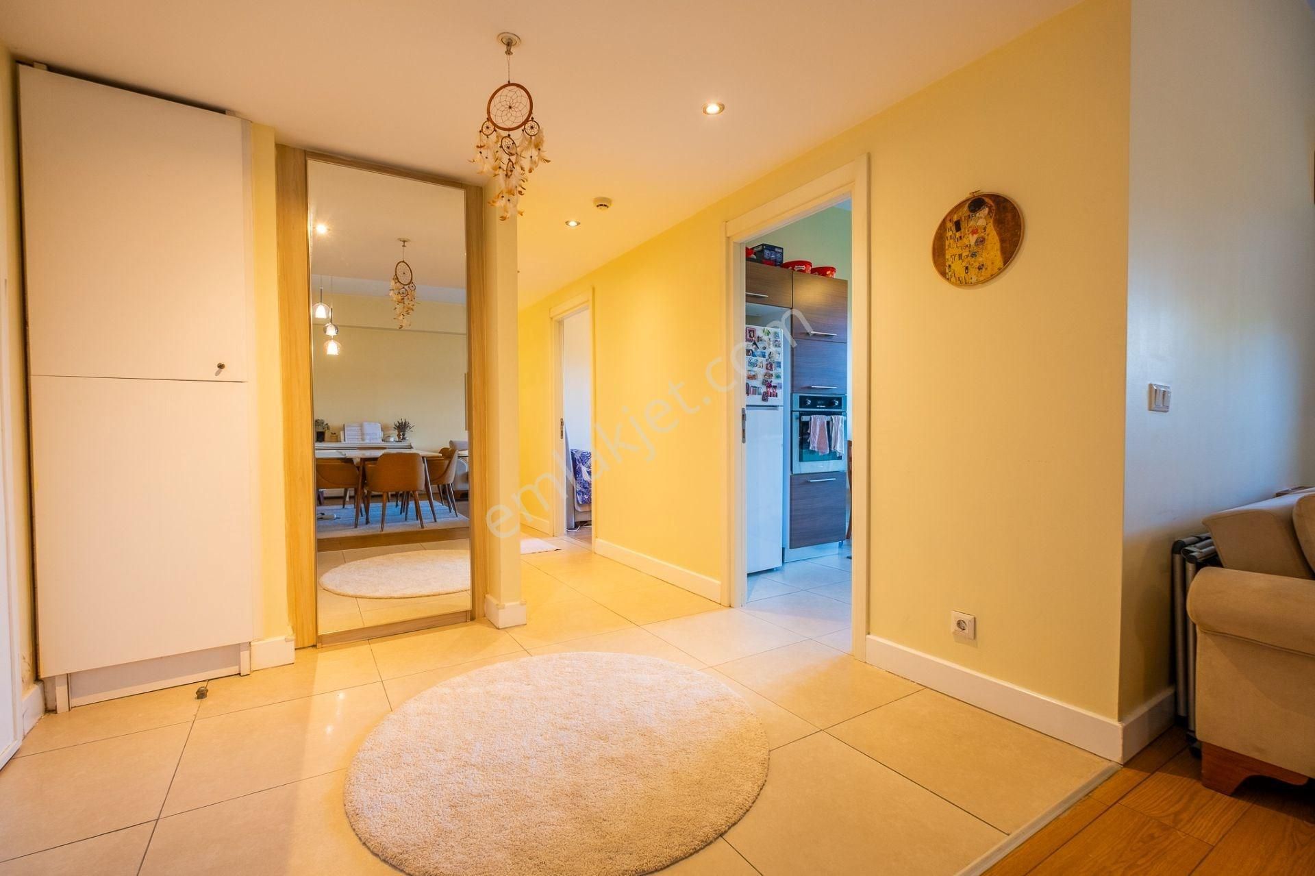 Batışehir'de Ferah Özel Bahçe Kullanımlı Satılık 2+1 Daire - Görsel 14