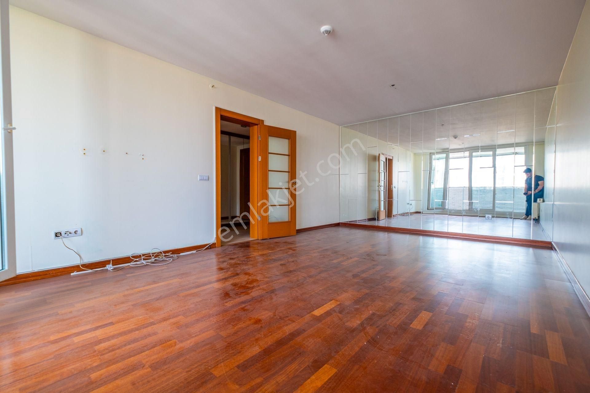 Solarkent Sitesinde Ultra Lüks Ara Kat 3+1 Satılık Daire - Görsel 5