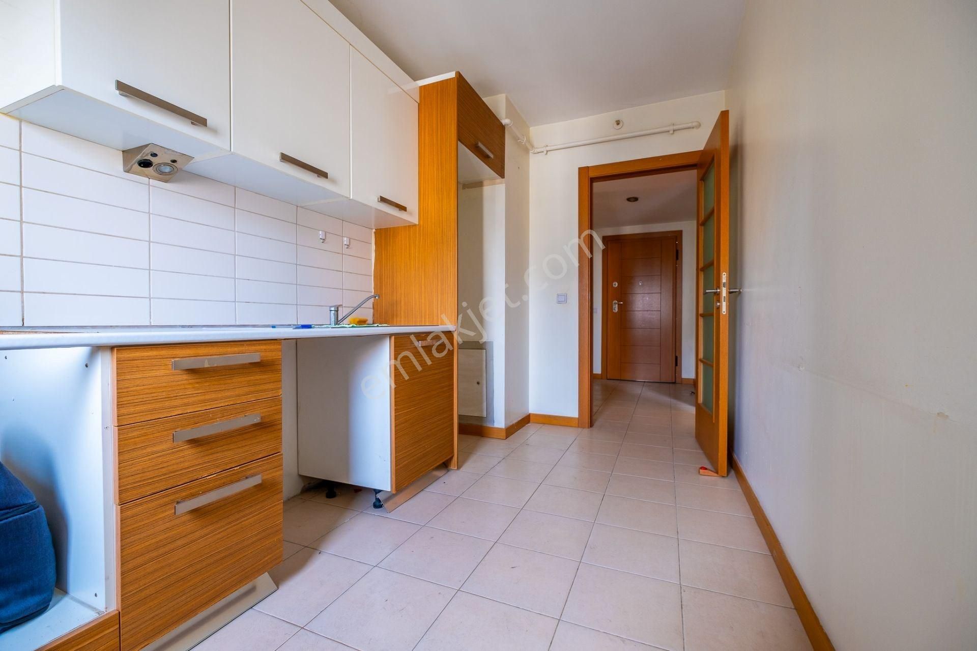 Solarkent Sitesinde Ultra Lüks Ara Kat 3+1 Satılık Daire - Görsel 8