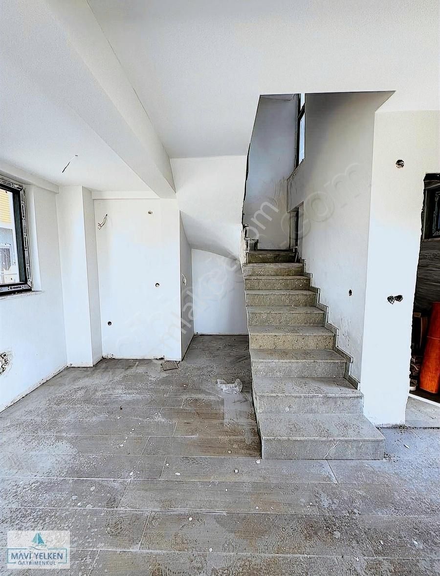 Çanakkale Geyikli'de Deniz Manzaralı Fırsat 4+1 Triplex Villa - Görsel 6
