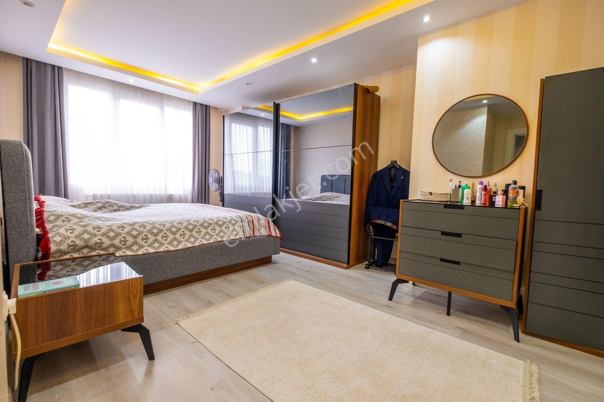 Beylikdüzü Marina'ya Yakın Rose Garden'da Satılık 2+1 Daire - Görsel 16