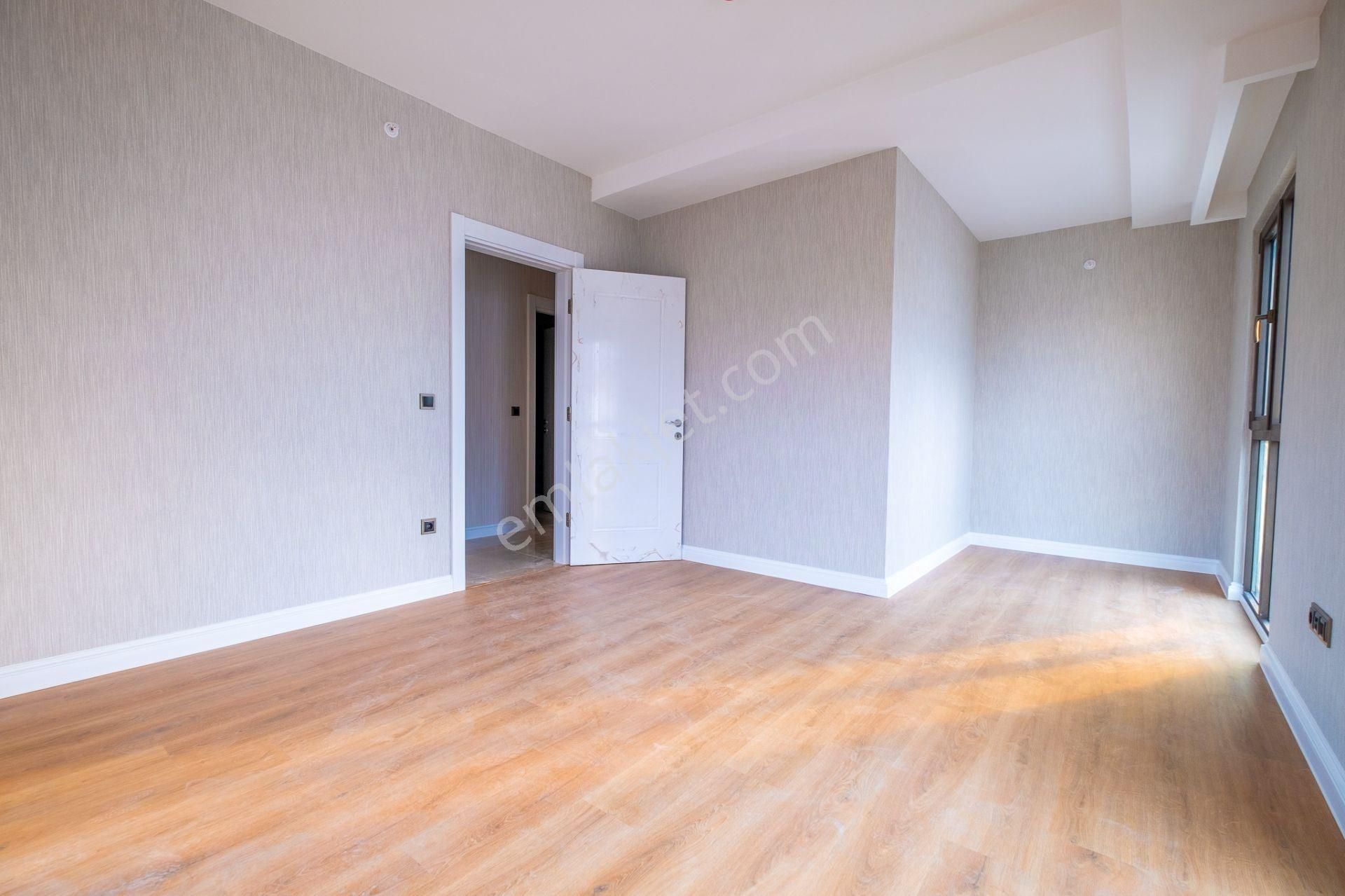 Kameroğlu Metrohome Muhteşem Manzaralı Dubleks 6+2 Rezidans - Görsel 19