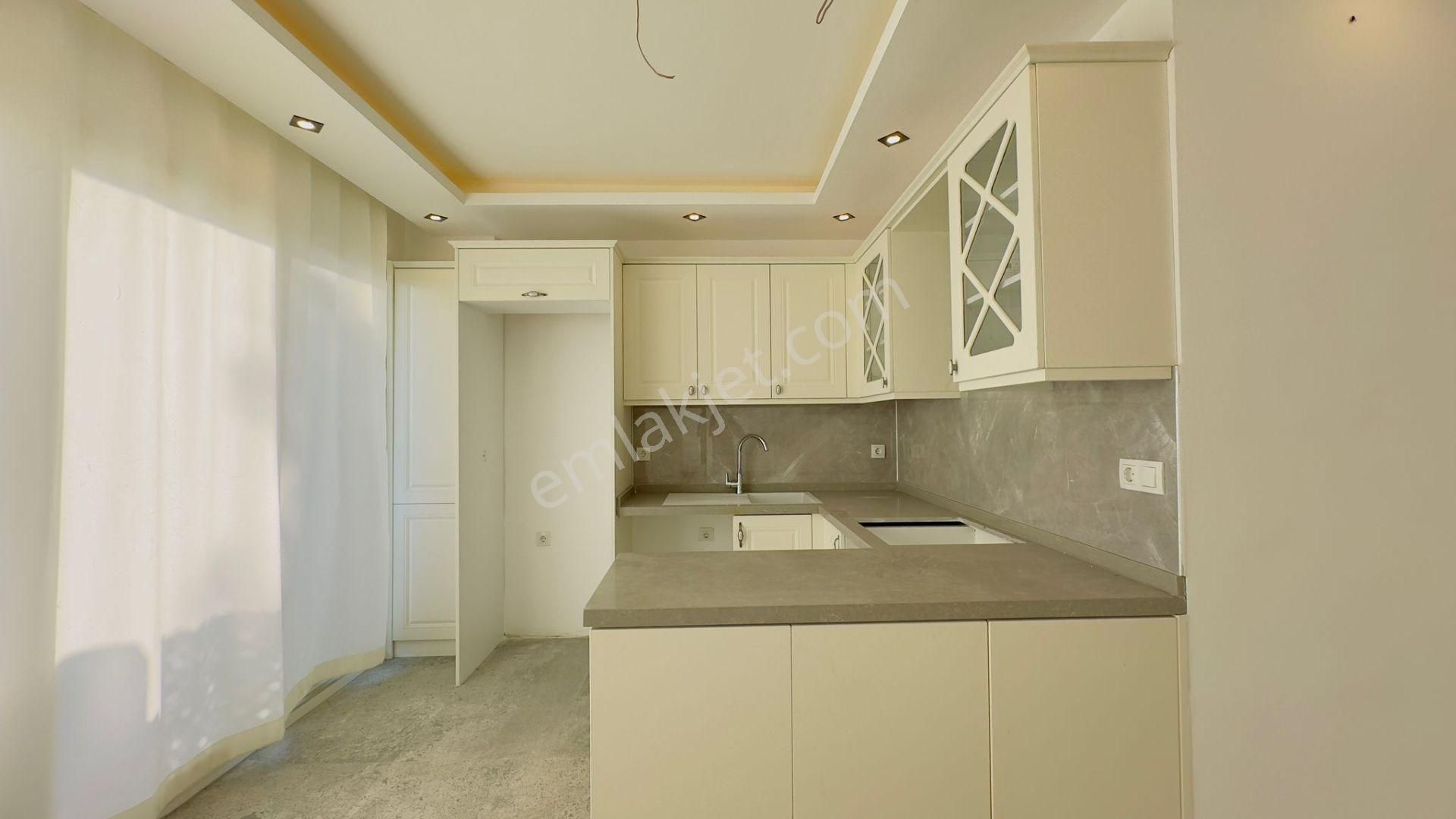 Full Manzaralı-özel Havuz/otopark-300 M2 Bahçe-yeni Yapım Lüx-tamamı Müstakil Villa - Görsel 25