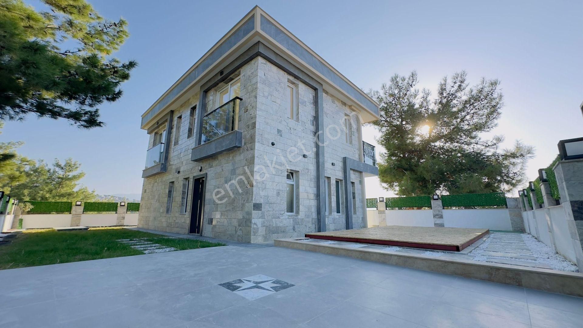 Full Manzaralı-özel Havuz/otopark-300 M2 Bahçe-yeni Yapım Lüx-tamamı Müstakil Villa - Görsel 3