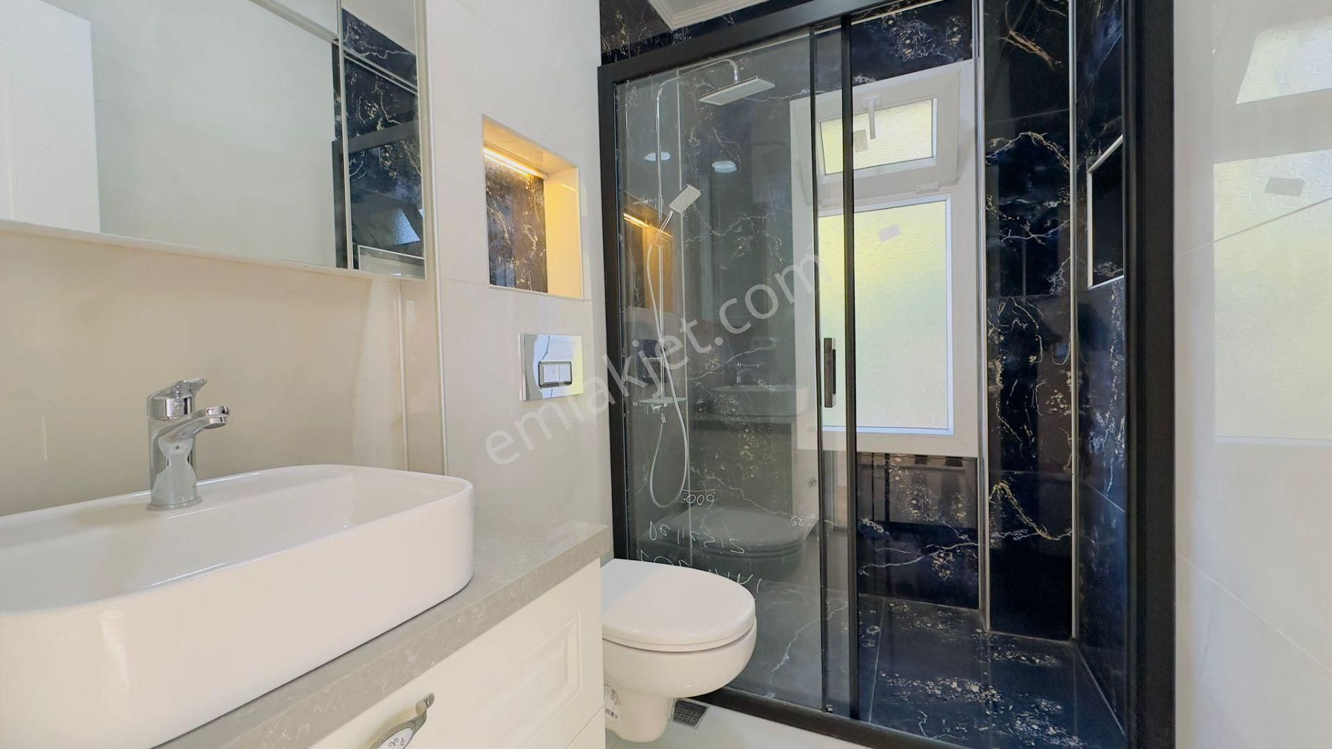 Full Manzaralı-özel Havuz/otopark-300 M2 Bahçe-yeni Yapım Lüx-tamamı Müstakil Villa - Görsel 17