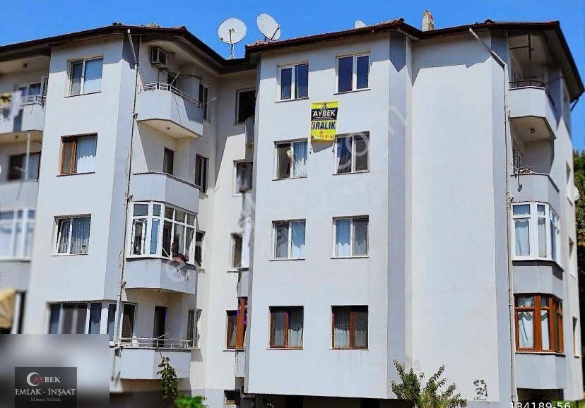 Düzce Merkez Cedidiye Kiralık Daire Aybek Emlak Ofisinden Düzce Merkez Cedidiye Mahallesi’nde Kiralık 3 + 1