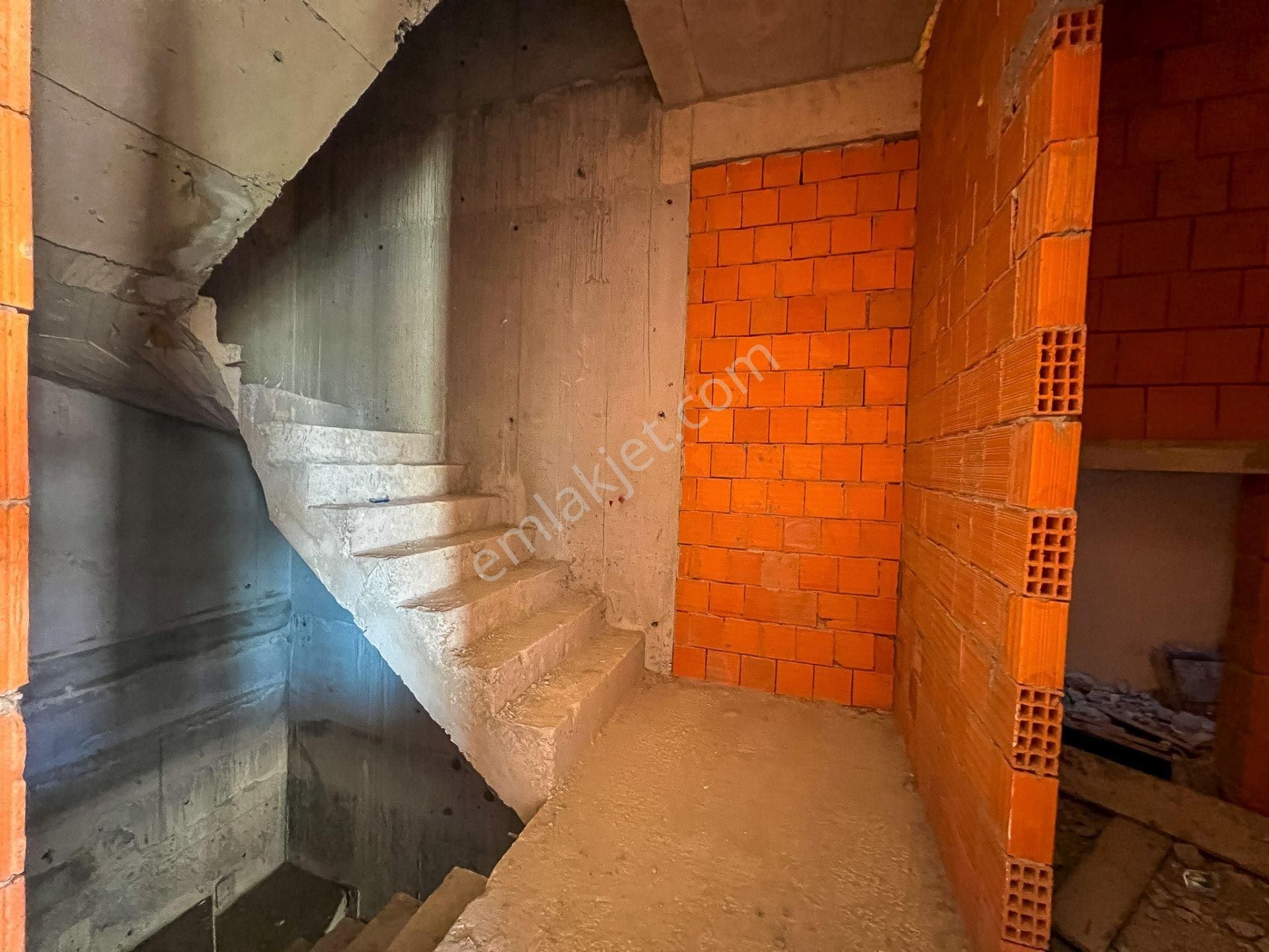 Bahçeşehir Vadi Evlerinde 24 Ay Tl Vade Ödemeli Satılık 6+1 Villa - Görsel 13