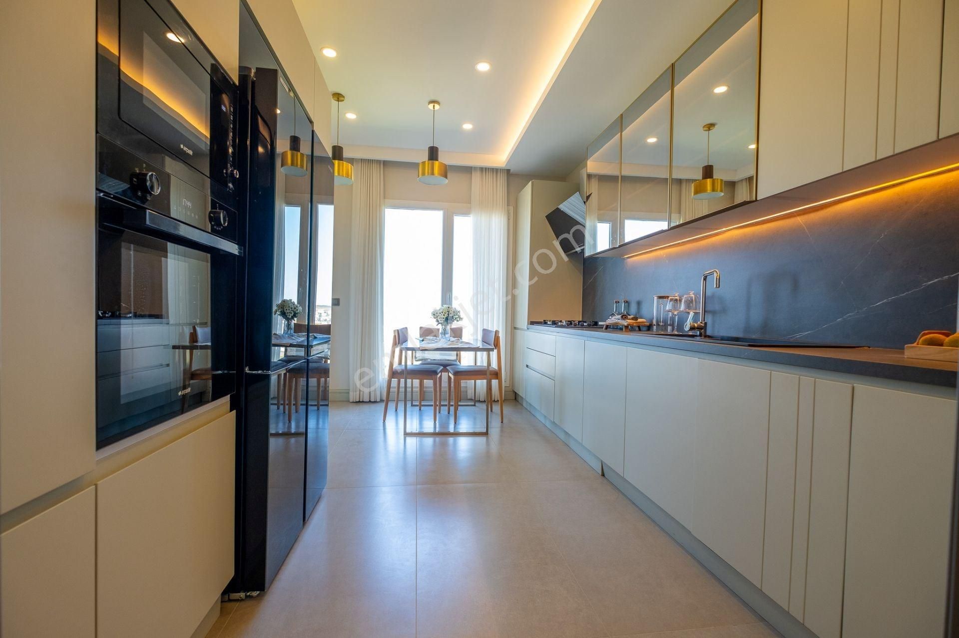 Bahçeşehir'de Tl Vadeli Satılık Bahçeli 3+1 Daire - Görsel 3