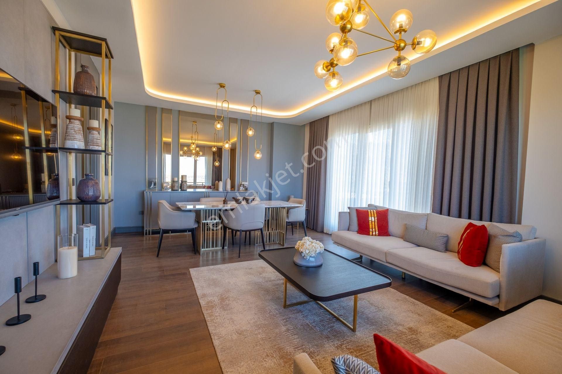 Bahçeşehir'de Tl Vadeli Satılık Bahçeli 3+1 Daire - Görsel 2