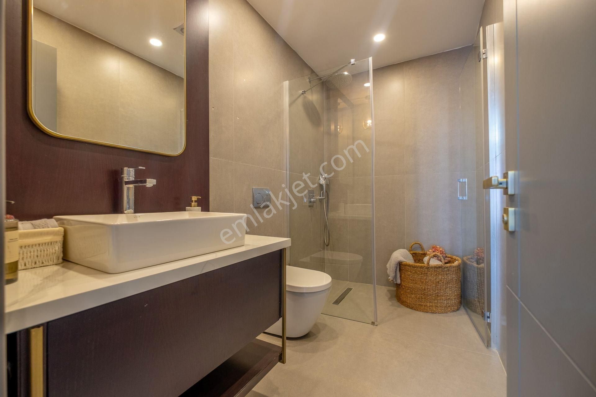 Bahçeşehir'de Tl Vadeli Satılık Bahçeli 3+1 Daire - Görsel 12