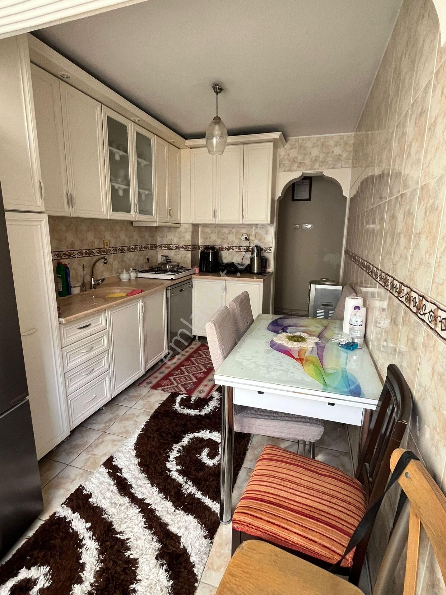 Acil Konak Üçyol Yakını 3+1 115m2 Ayrı Mutfak Tadilatlı Daire - Görsel 18