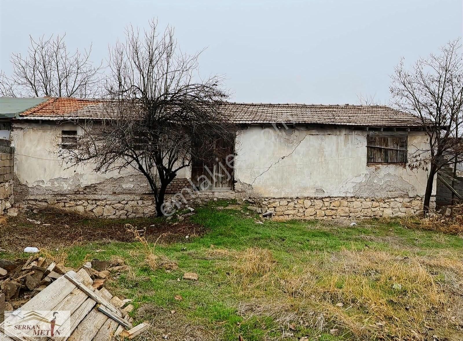 Tepebaşı Çukurhisar Yeni Satılık Müstakil Ev Serkan Metin'den Çukurhisar'da Satılık Müsatakil Ev