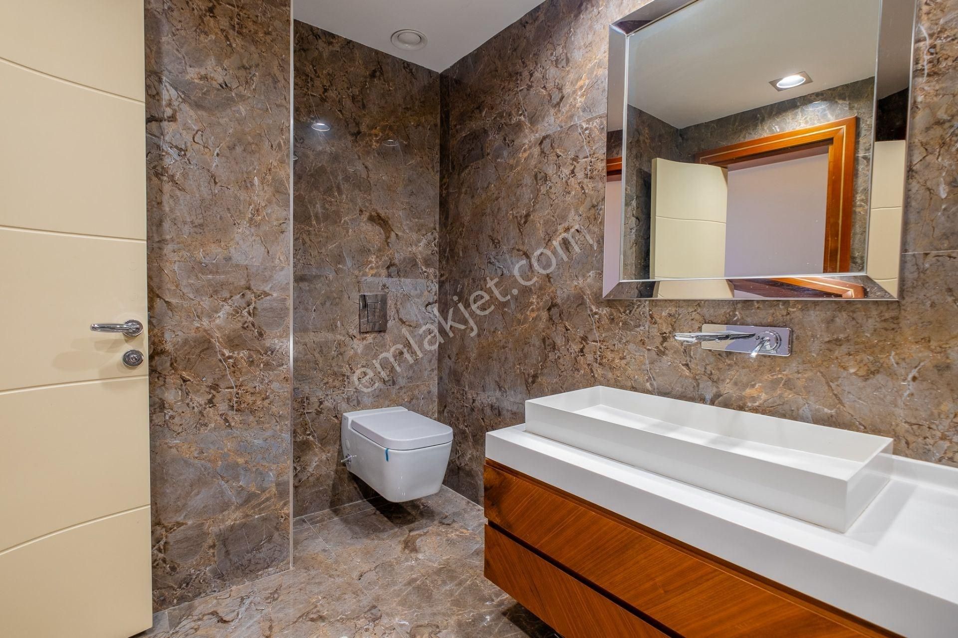 Florya'da Panoramik Deniz Manzaralı Satılık 6+2 Dubleks - Görsel 16