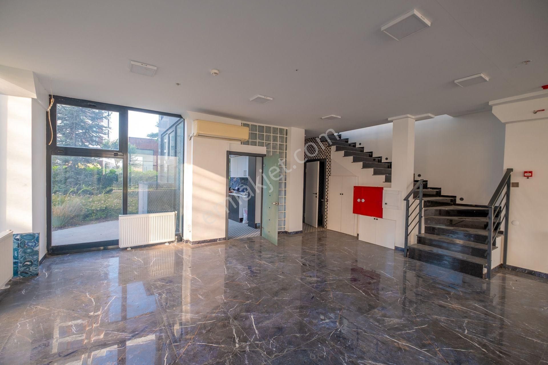 Blue Lake'de Satılık 280 M2 Çok Kullanım Amaçlı Ticari Ünite - Görsel 5